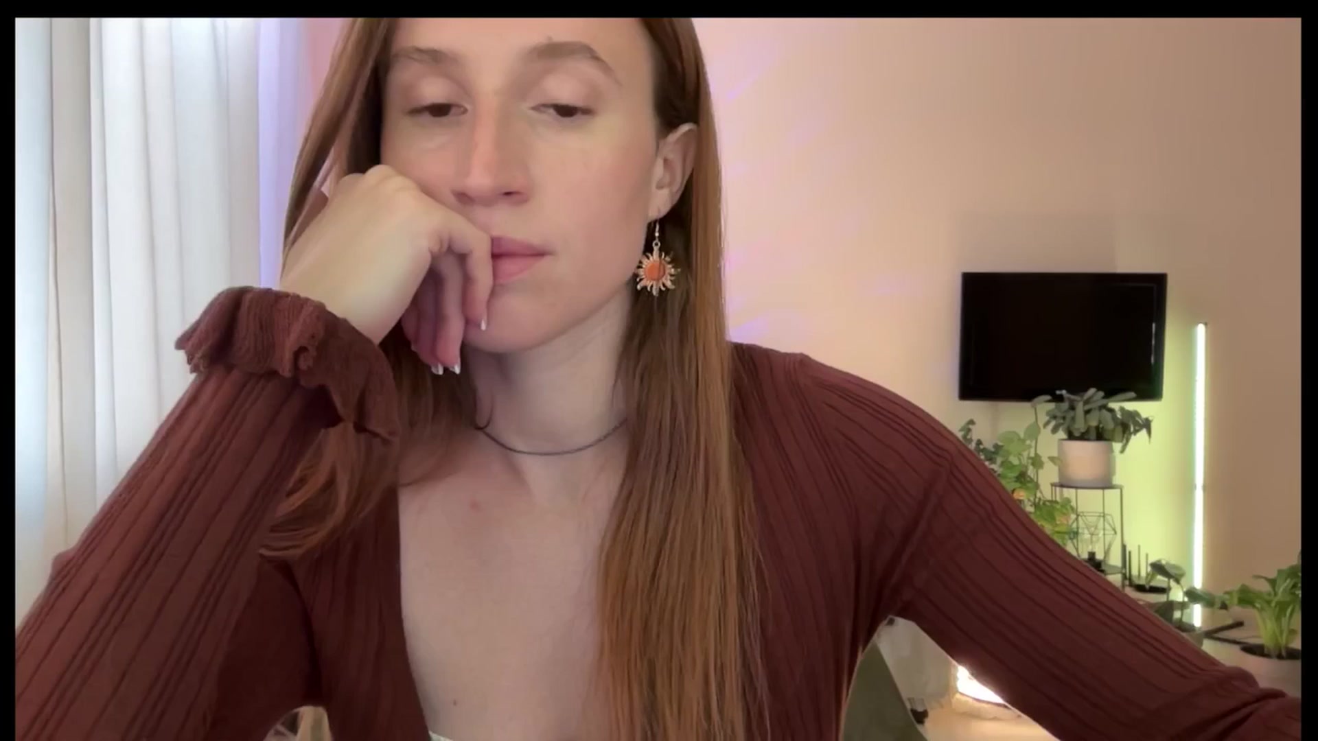 Gallery image thumbnail from LovelyBvnny's myfreecams stream on, 05/30/2025, 16:03 image 16 of 20