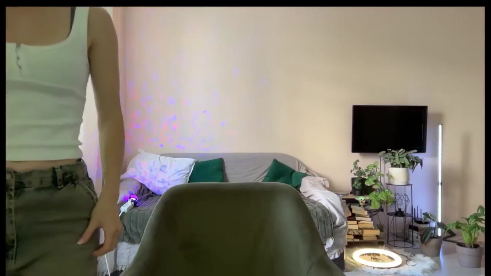 Gallery image thumbnail from LovelyBvnny's myfreecams stream on, 06/04/2025, 16:16 image 15 of 20