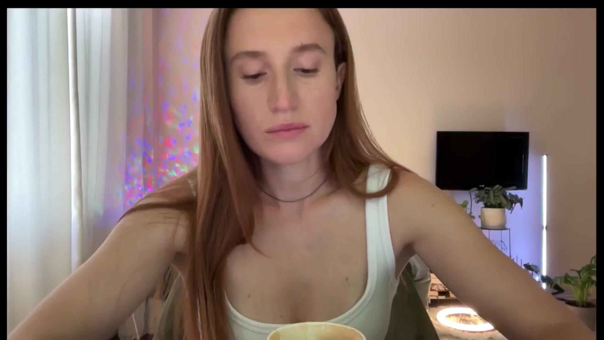 Gallery image thumbnail from LovelyBvnny's myfreecams stream on, 06/04/2025, 16:16 image 3 of 20