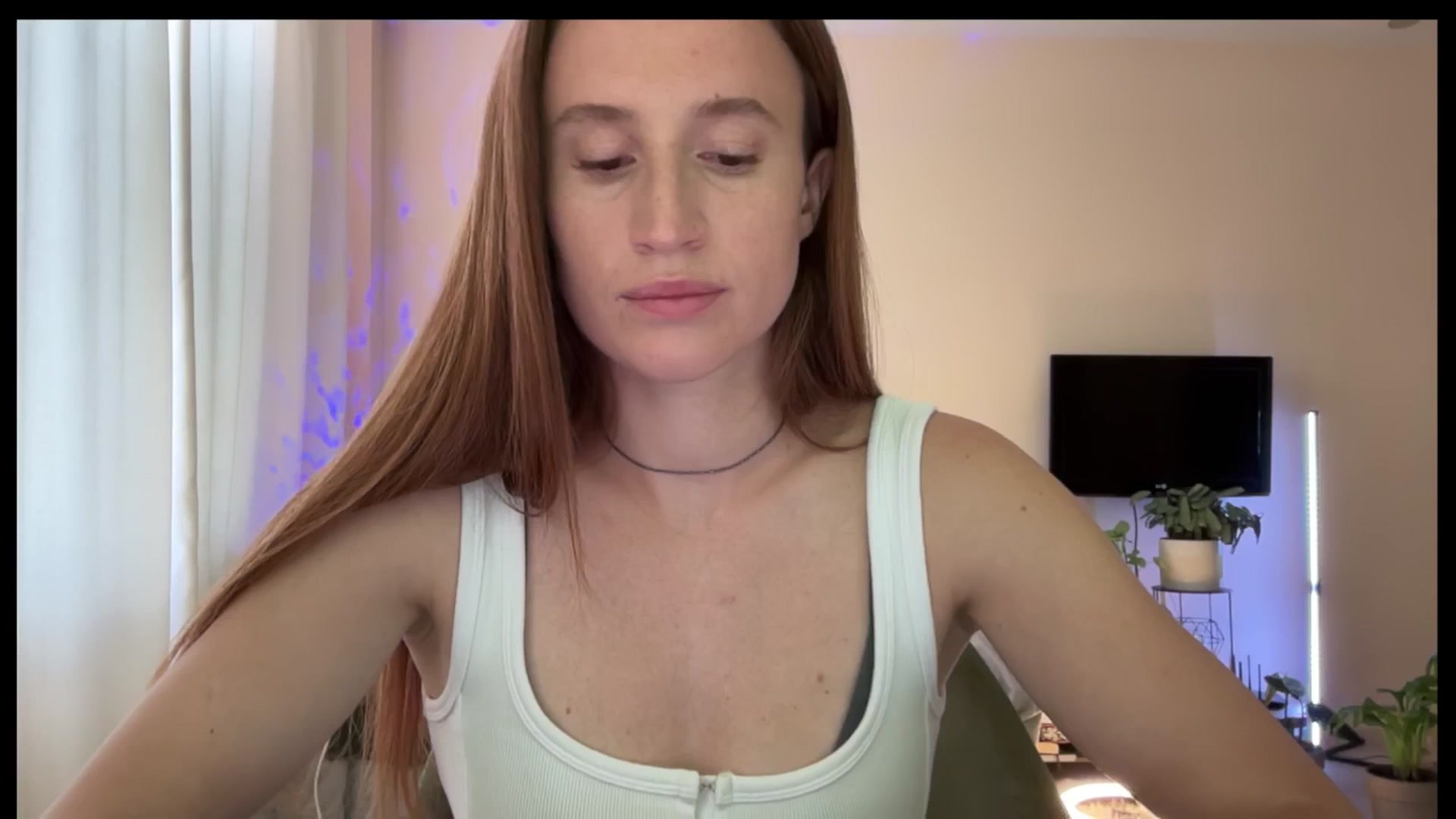 Gallery image thumbnail from LovelyBvnny's myfreecams stream on, 06/04/2025, 16:16 image 6 of 20