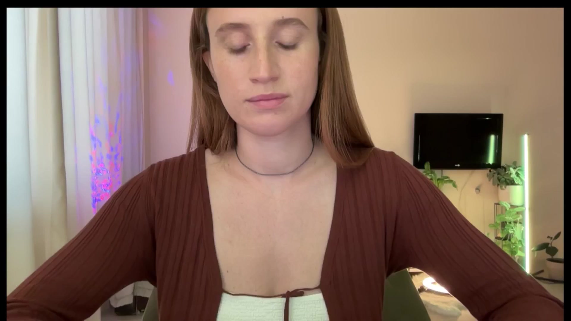 Gallery image thumbnail from LovelyBvnny's myfreecams stream on, 06/26/2025, 15:30 image 2 of 20