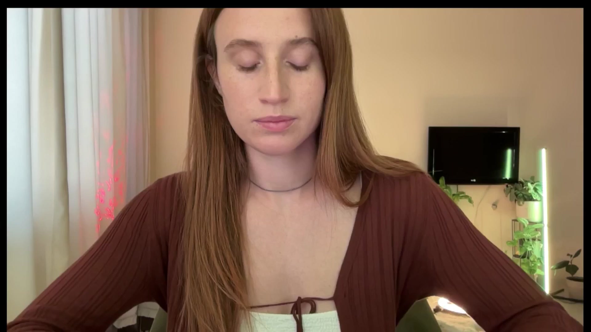 Gallery image thumbnail from LovelyBvnny's myfreecams stream on, 06/26/2025, 15:30 image 10 of 20