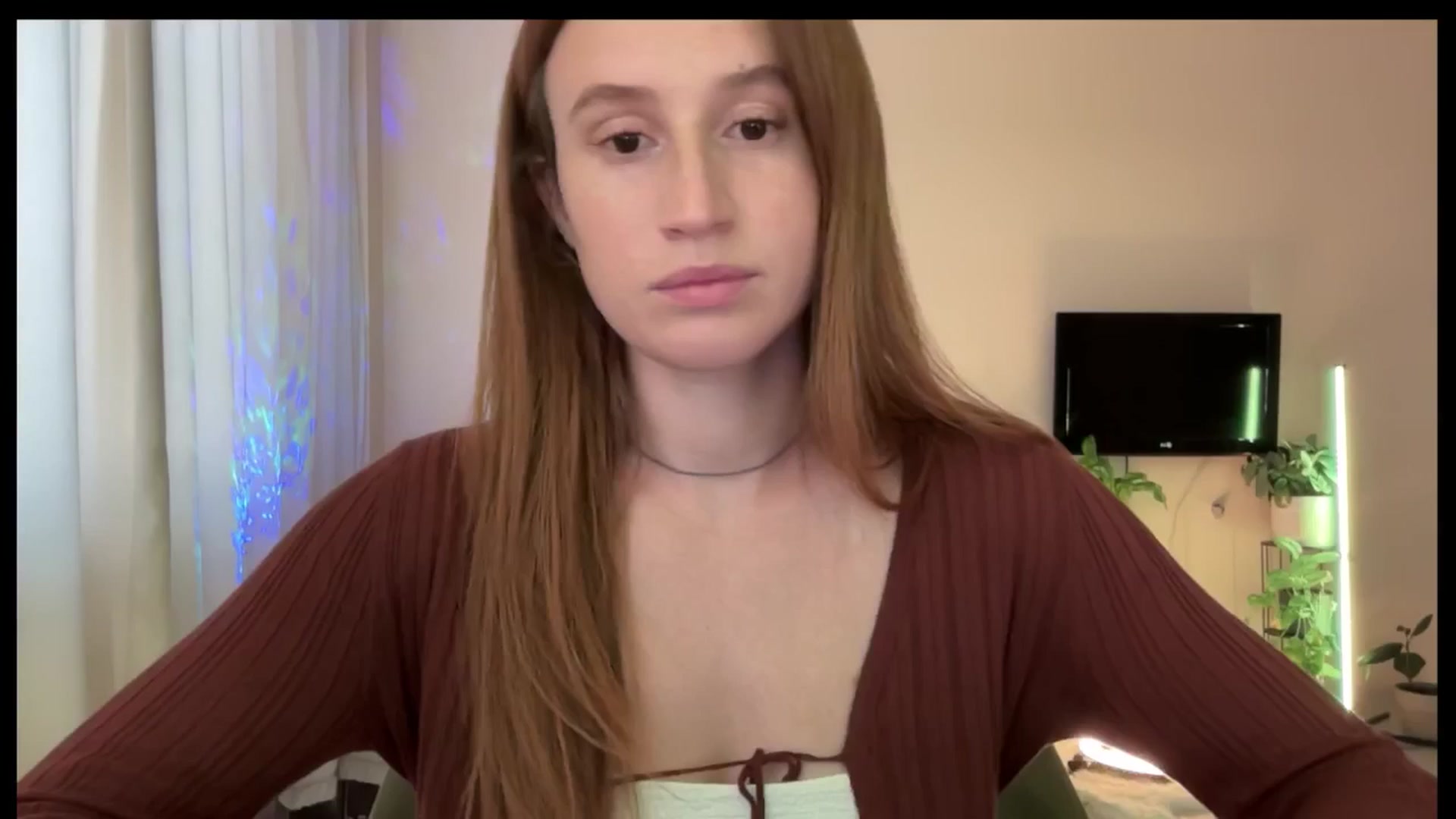 Gallery image thumbnail from LovelyBvnny's myfreecams stream on, 06/26/2025, 15:30 image 11 of 20