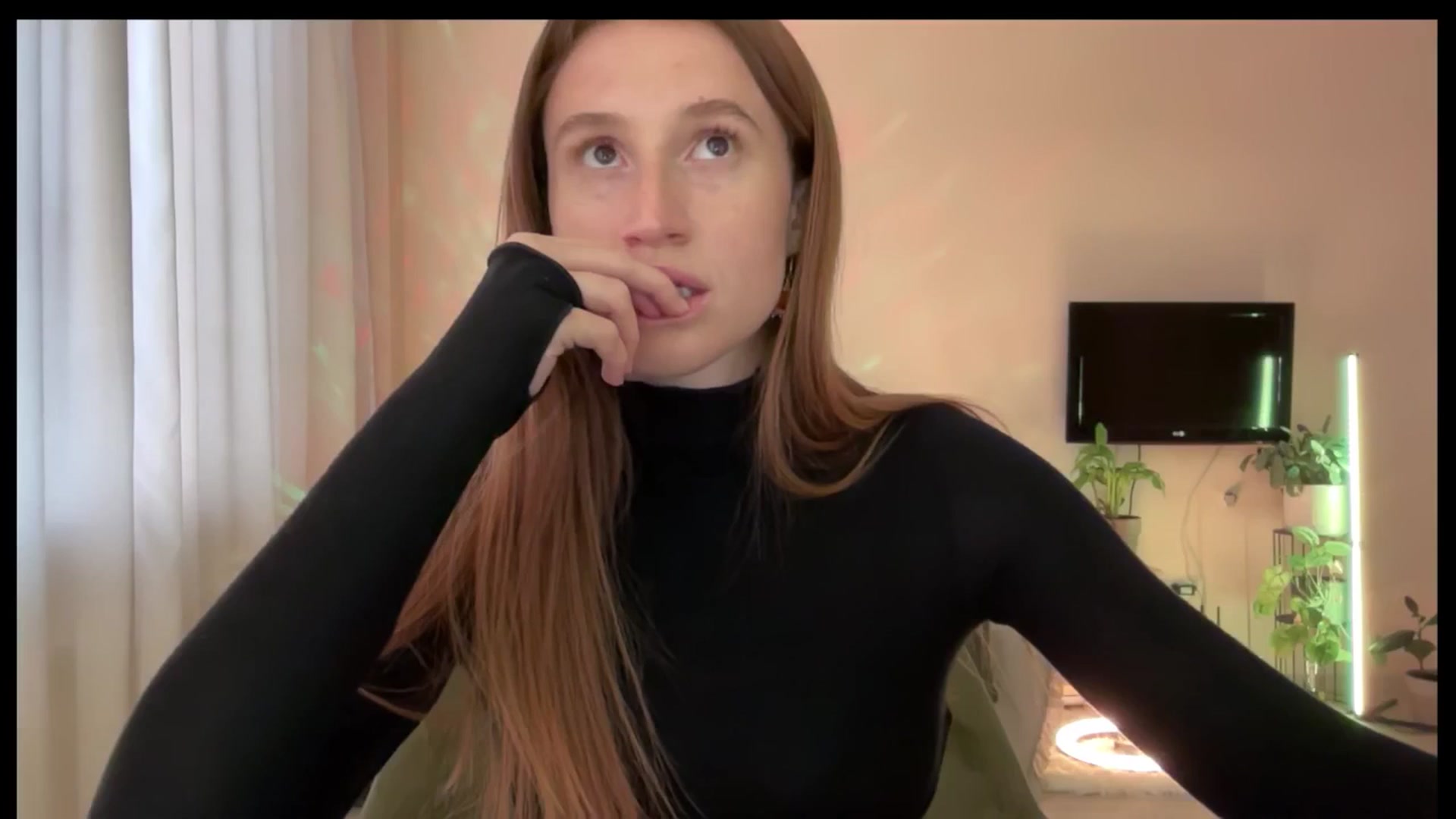 Gallery image thumbnail from LovelyBvnny's myfreecams stream on, 07/04/2025, 15:47 image 17 of 20