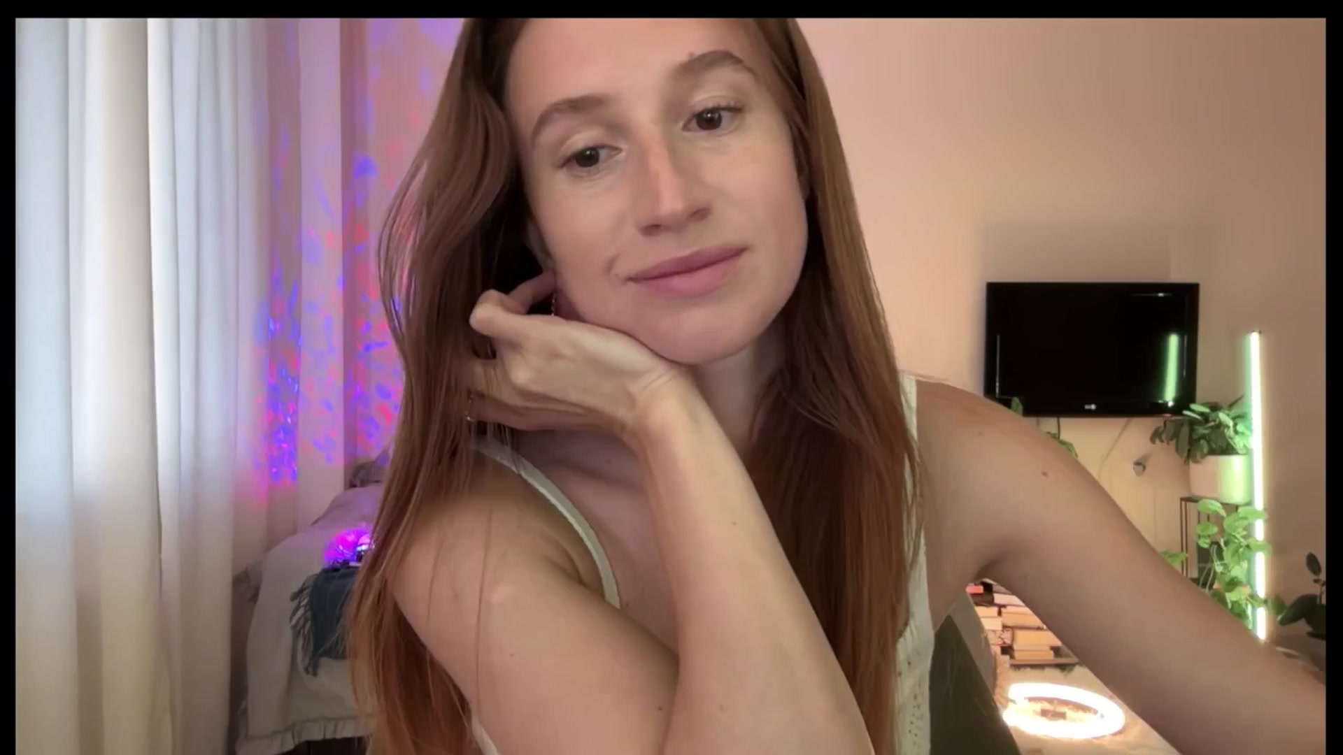 Gallery image thumbnail from LovelyBvnny's myfreecams stream on, 07/13/2025, 15:53 image 3 of 20