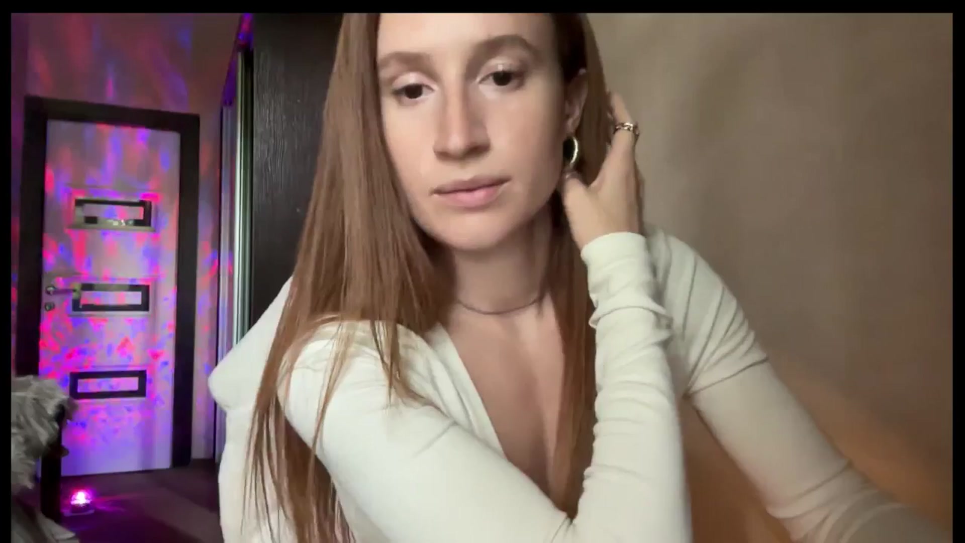 Gallery image thumbnail from LovelyBvnny's myfreecams stream on, 07/29/2025, 15:12 image 3 of 20