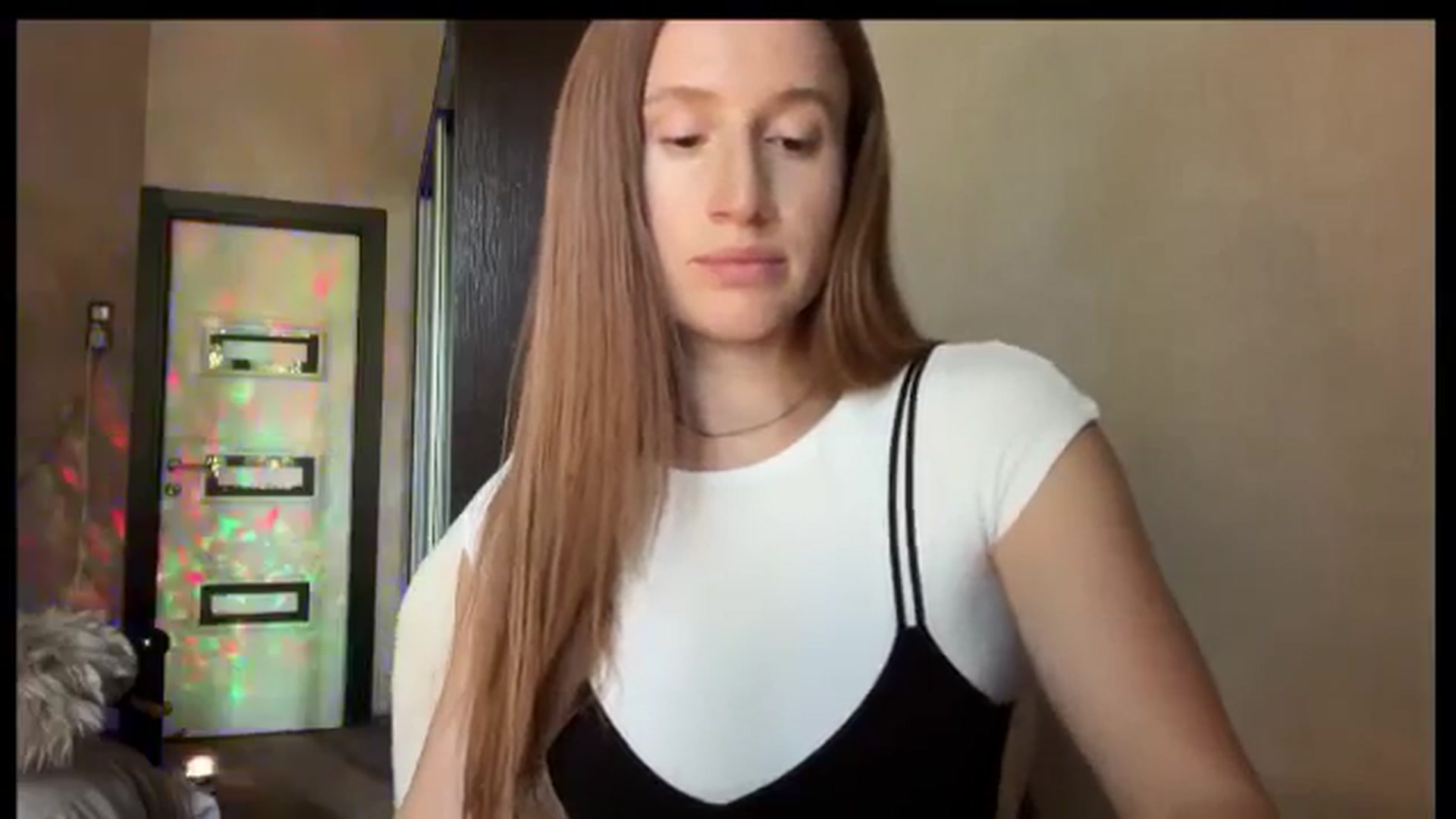 Gallery image thumbnail from LovelyBvnny's myfreecams stream on, 08/01/2025, 13:12 image 16 of 20
