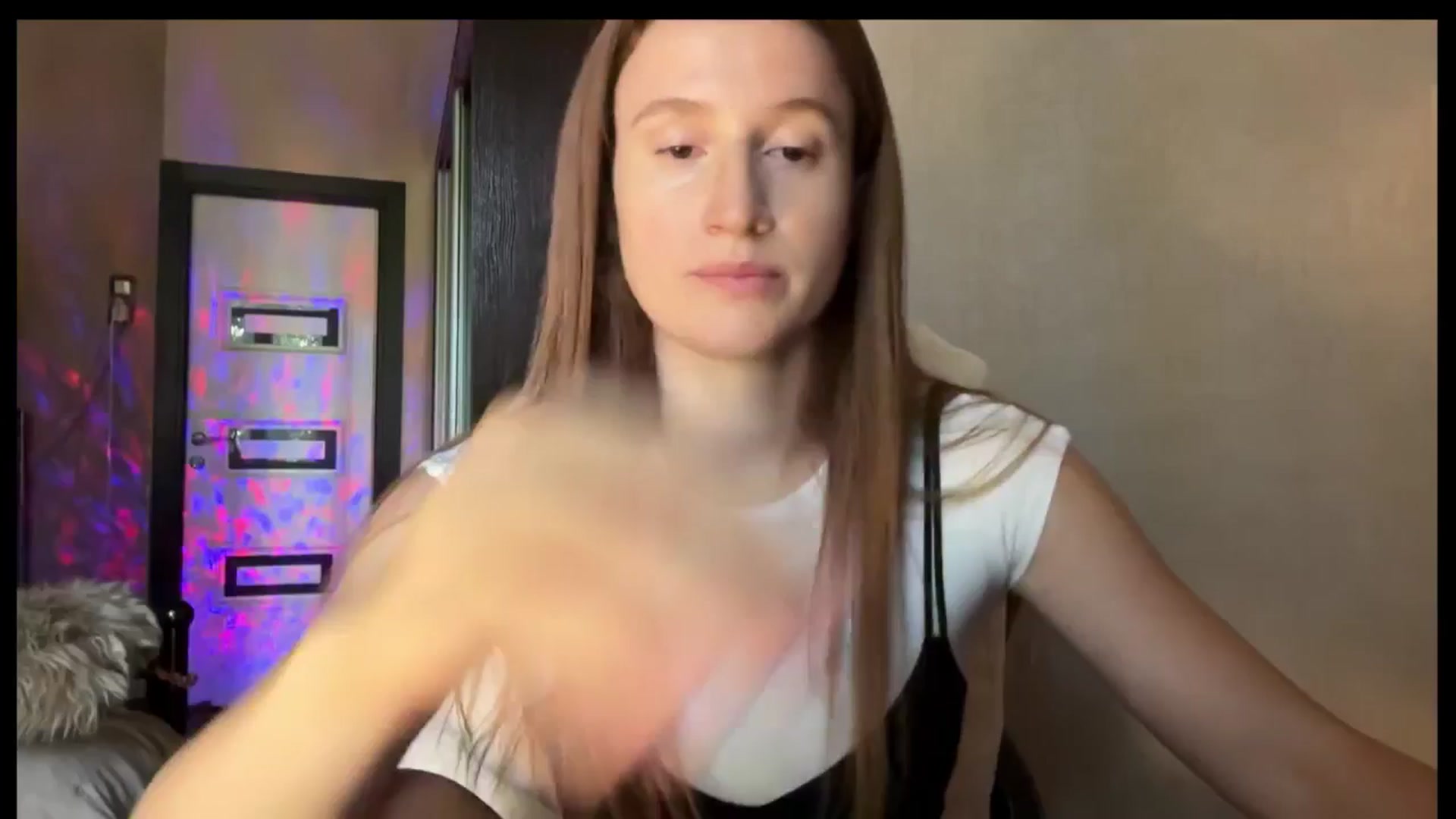 Gallery image thumbnail from LovelyBvnny's myfreecams stream on, 08/01/2025, 13:12 image 1 of 20