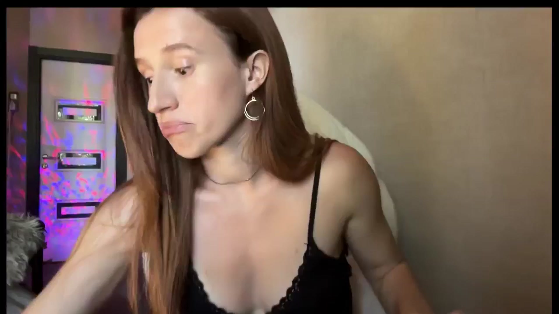 Gallery image thumbnail from LovelyBvnny's myfreecams stream on, 08/05/2025, 12:57 image 17 of 20
