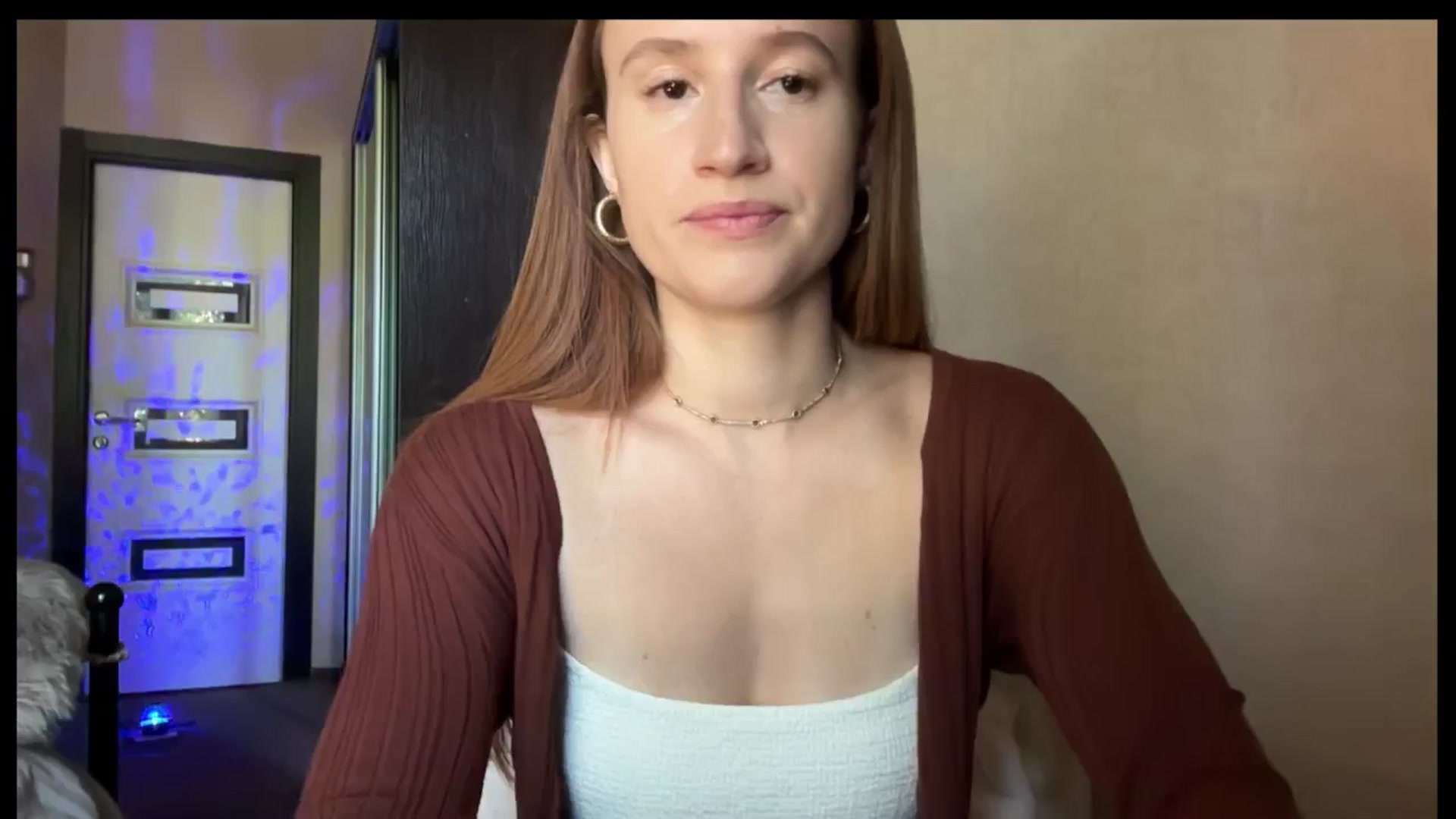 Gallery image thumbnail from LovelyBvnny's myfreecams stream on, 08/11/2025, 12:39 image 19 of 20