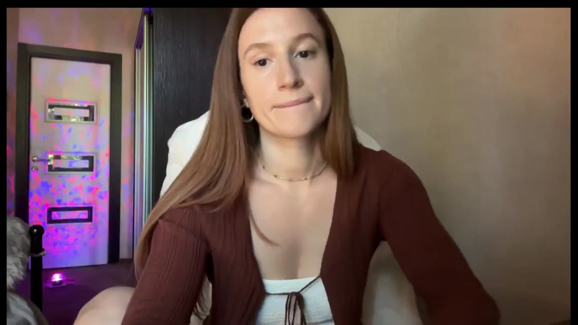 Gallery image thumbnail from LovelyBvnny's myfreecams stream on, 08/11/2025, 14:15 image 18 of 20