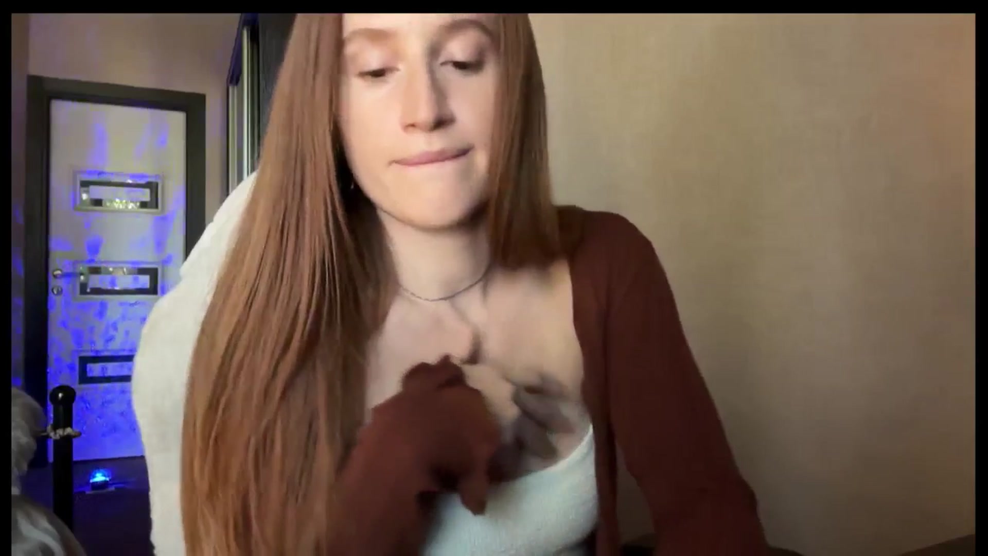 Gallery image thumbnail from LovelyBvnny's myfreecams stream on, 08/14/2025, 13:56 image 7 of 20