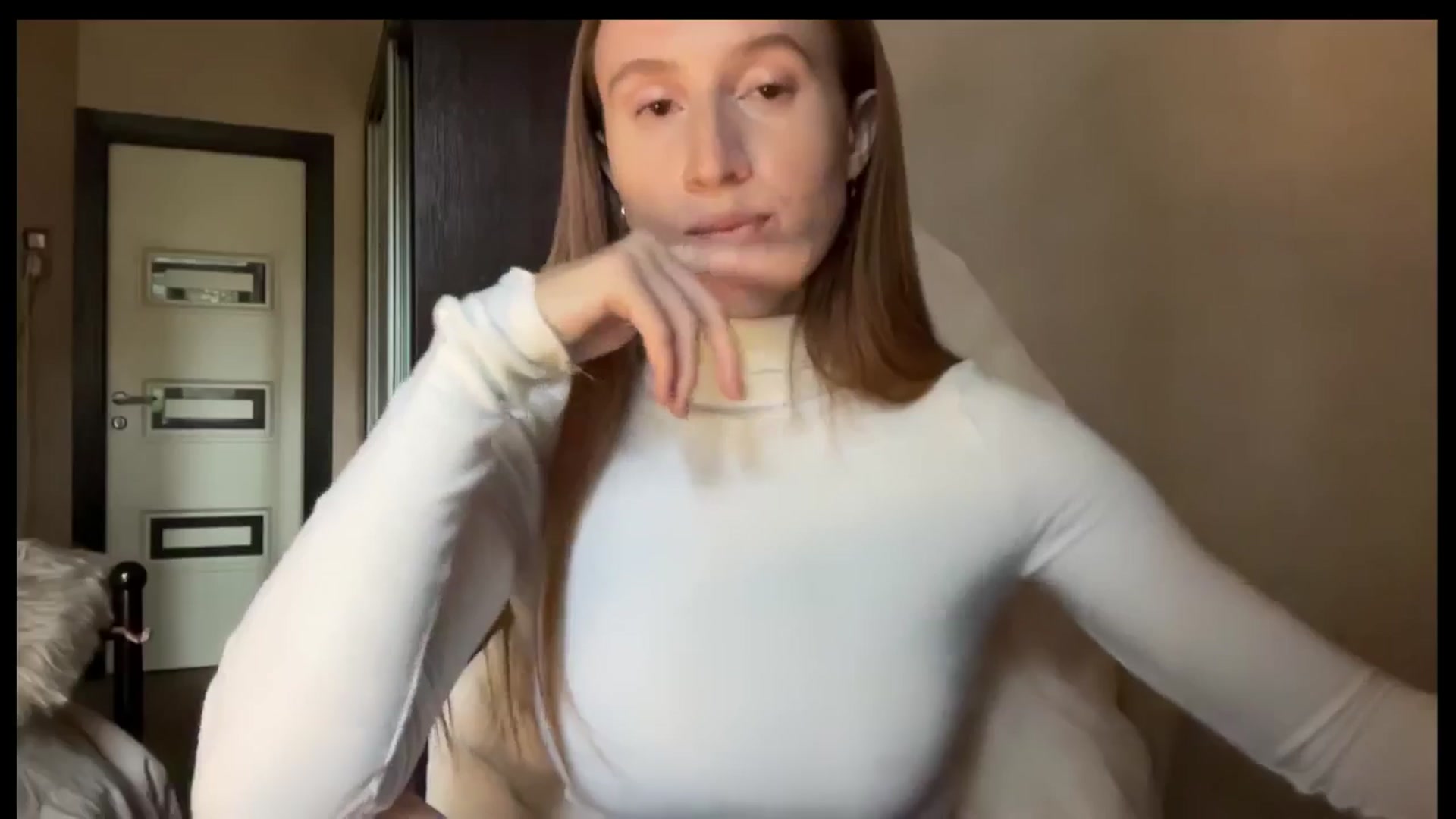 Gallery image thumbnail from LovelyBvnny's myfreecams stream on, 08/18/2025, 14:34 image 13 of 20