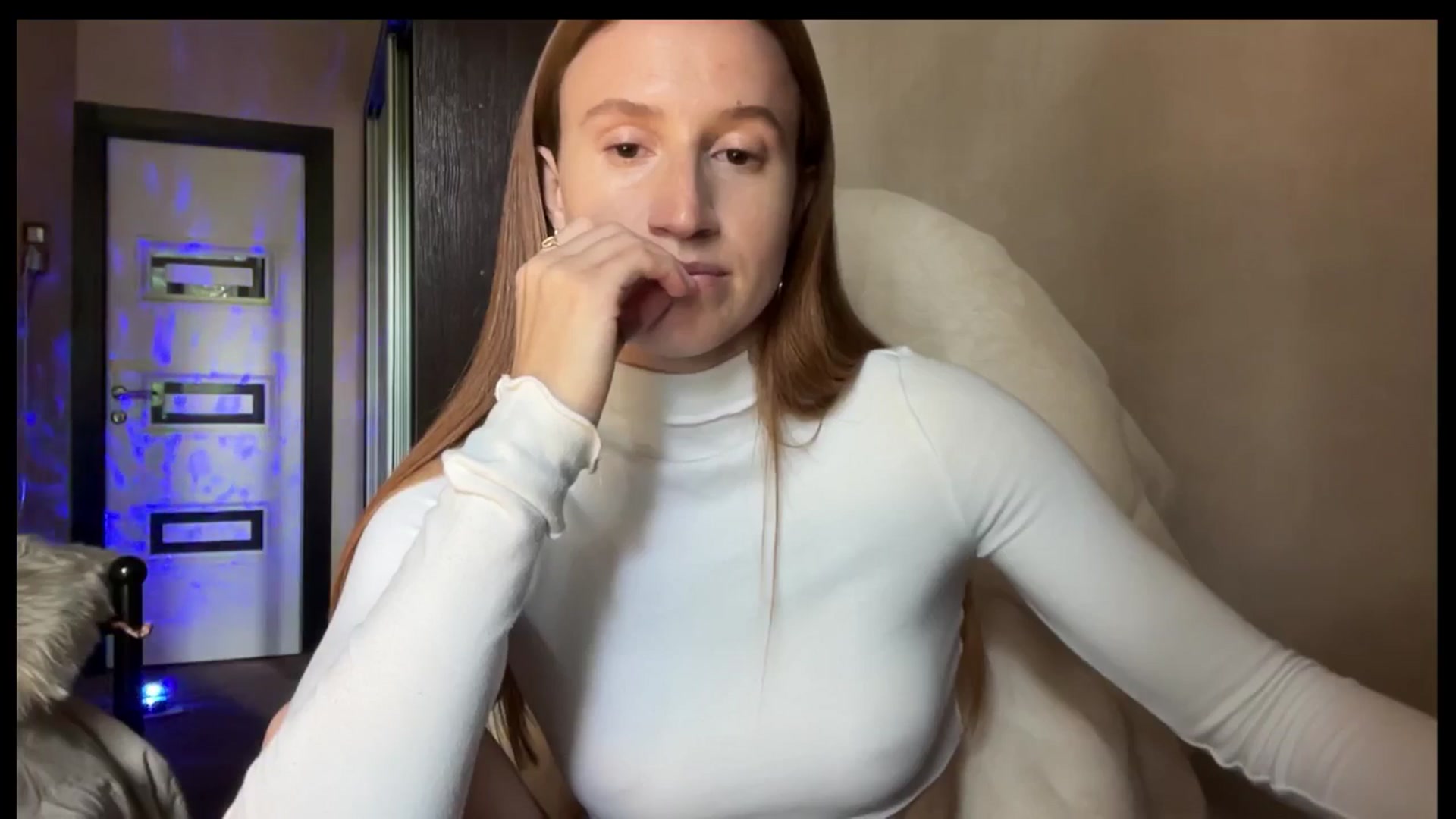 Gallery image thumbnail from LovelyBvnny's myfreecams stream on, 08/18/2025, 14:34 image 6 of 20