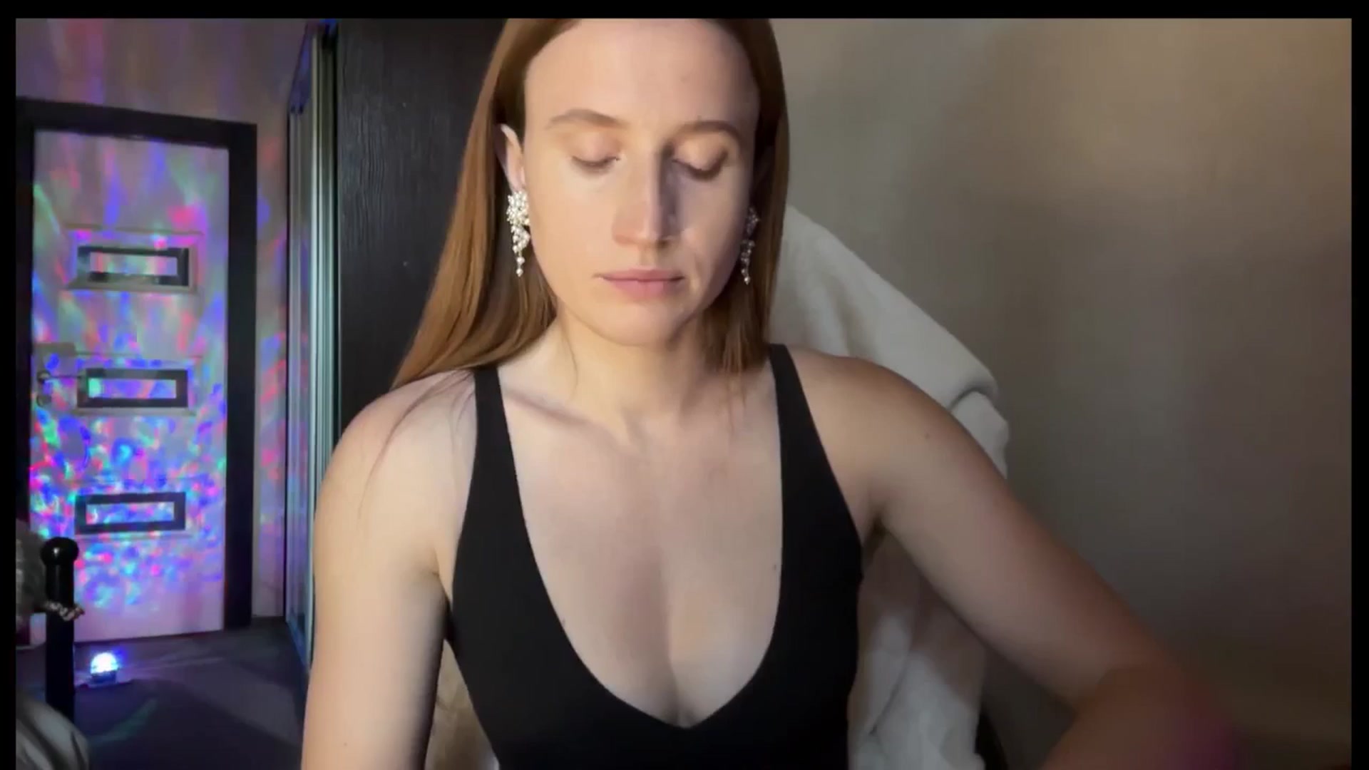 Gallery image thumbnail from LovelyBvnny's myfreecams stream on, 08/20/2025, 13:15 image 11 of 20