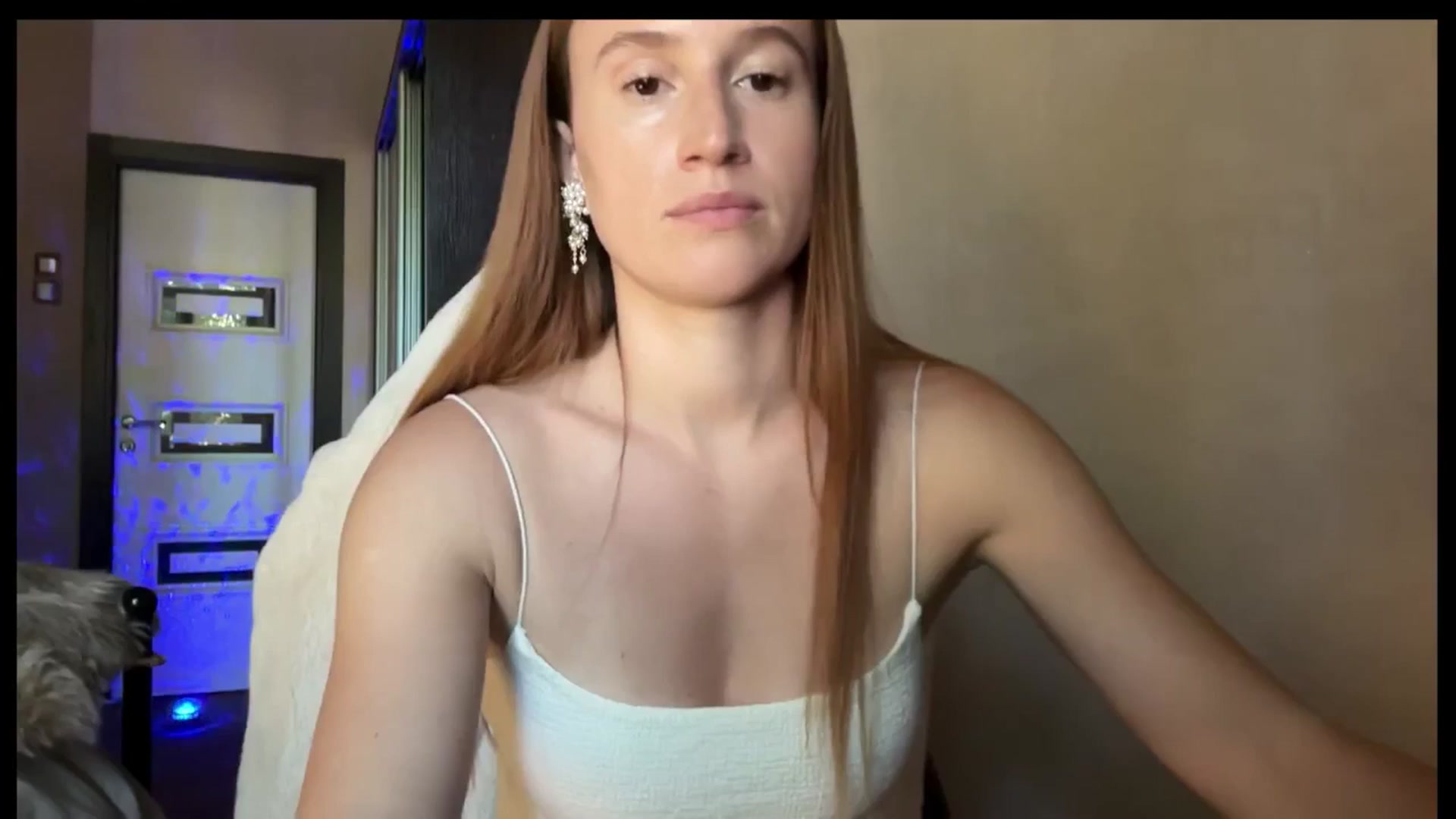 Gallery image thumbnail from LovelyBvnny's myfreecams stream on, 08/23/2025, 12:38 image 5 of 20