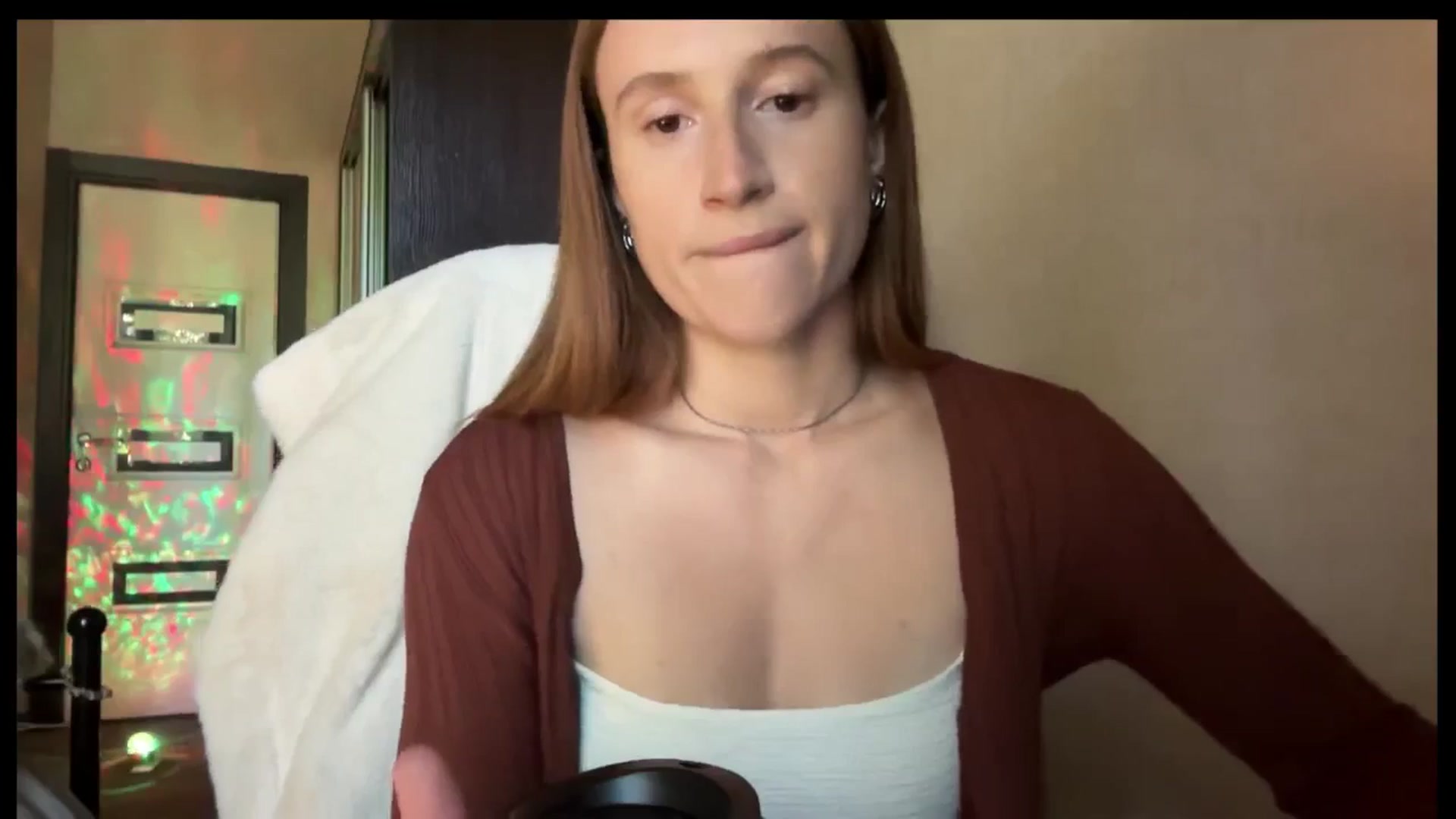 Gallery image thumbnail from LovelyBvnny's myfreecams stream on, 08/25/2025, 13:42 image 15 of 20
