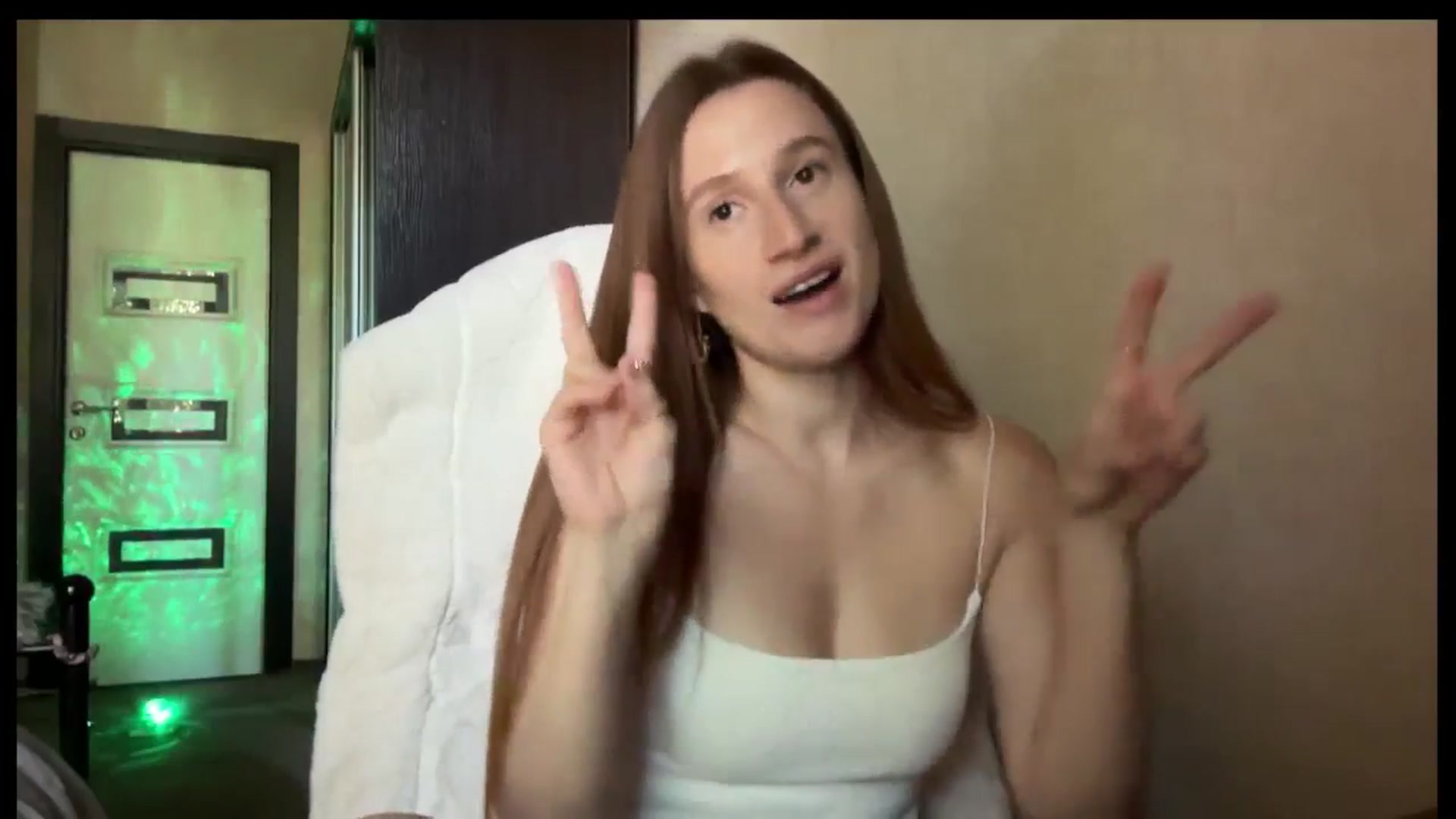 Gallery image thumbnail from LovelyBvnny's myfreecams stream on, 08/27/2025, 13:09 image 20 of 20