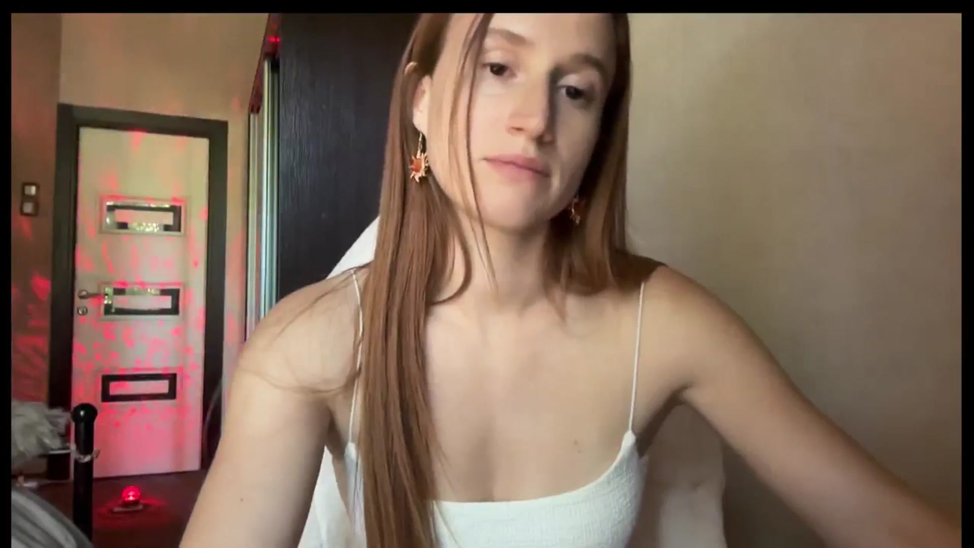 Gallery image thumbnail from LovelyBvnny's myfreecams stream on, 08/27/2025, 14:13 image 16 of 20
