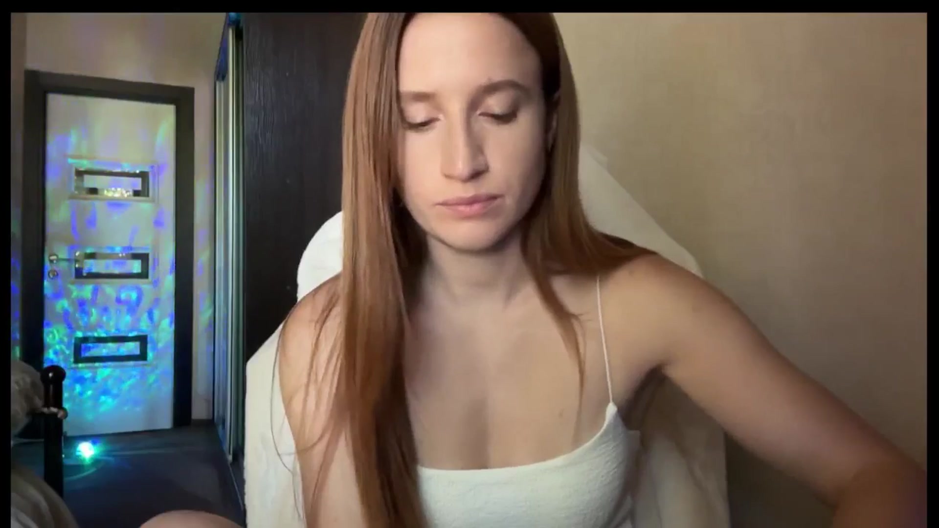 Gallery image thumbnail from LovelyBvnny's myfreecams stream on, 09/03/2025, 13:17 image 8 of 20