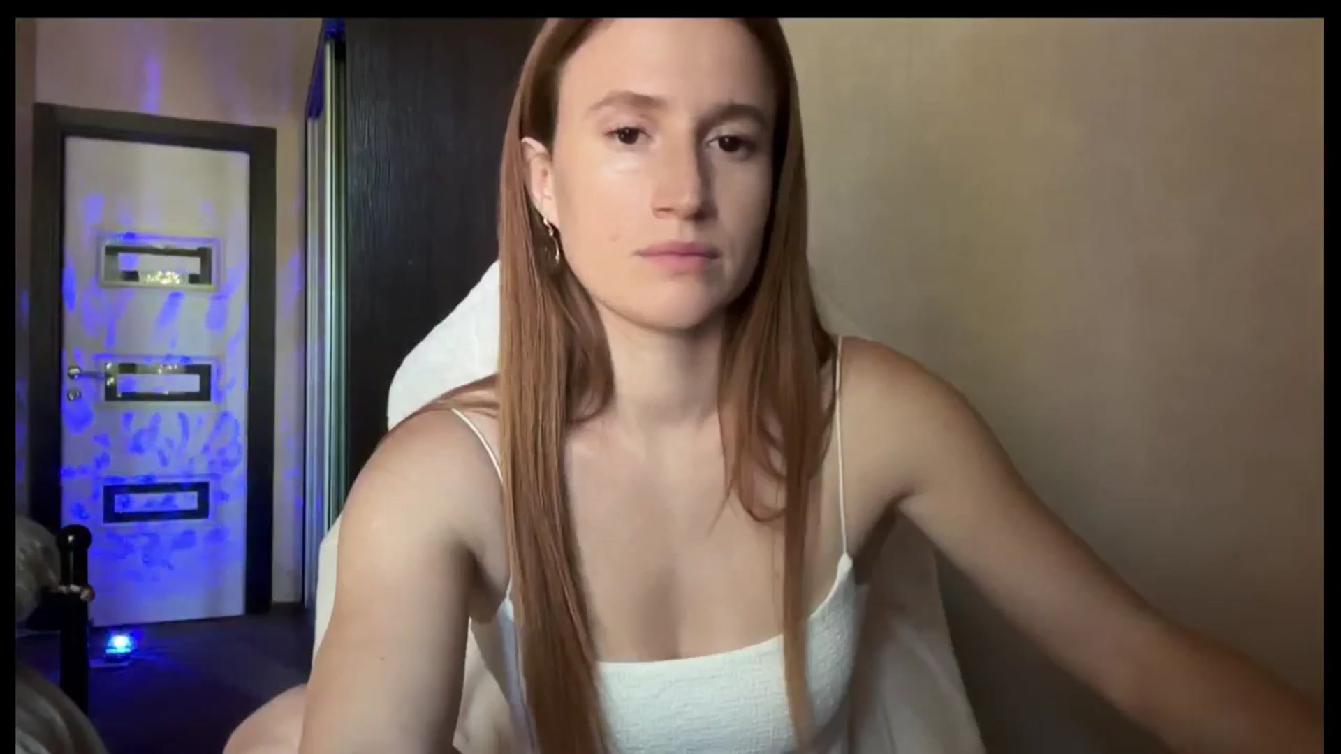 Gallery image thumbnail from LovelyBvnny's myfreecams stream on, 09/03/2025, 13:17 image 20 of 20
