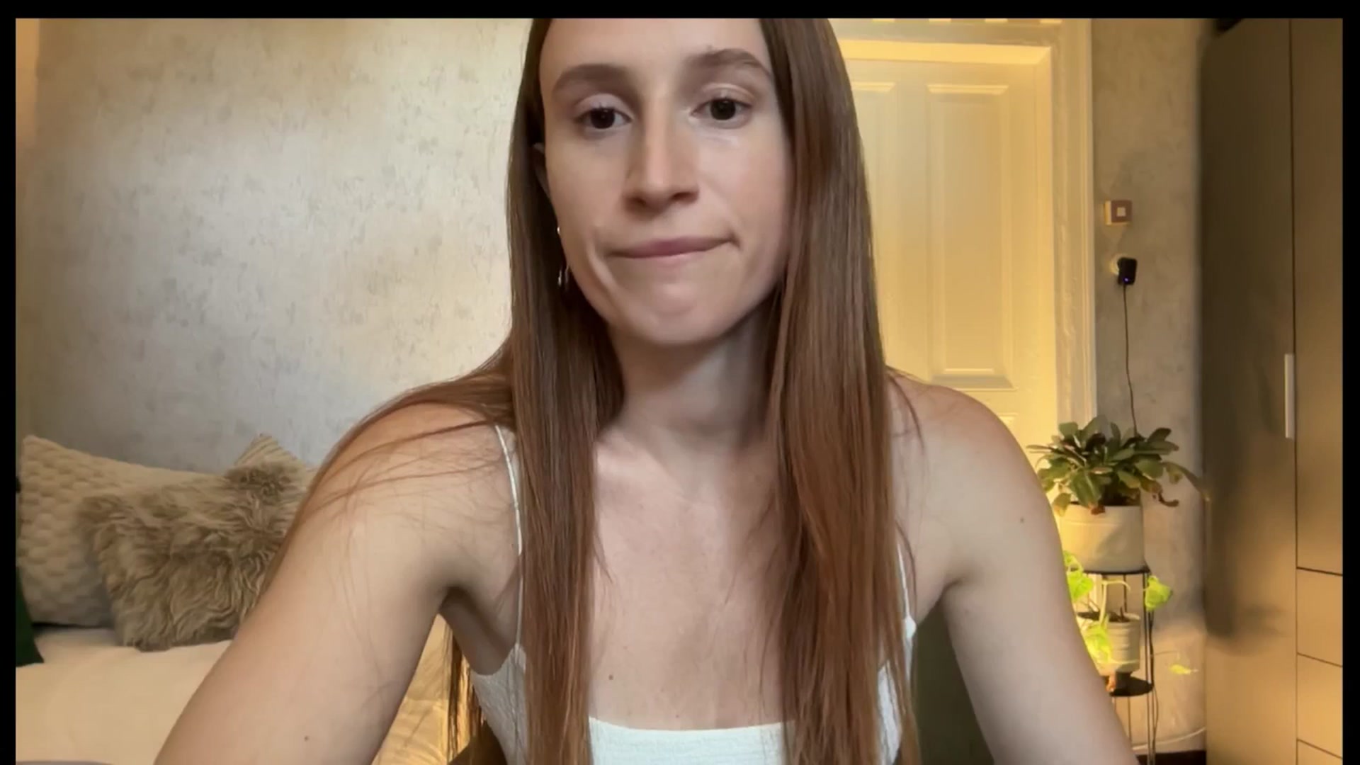 Gallery image thumbnail from LovelyBvnny's myfreecams stream on, 09/16/2025, 15:45 image 3 of 20