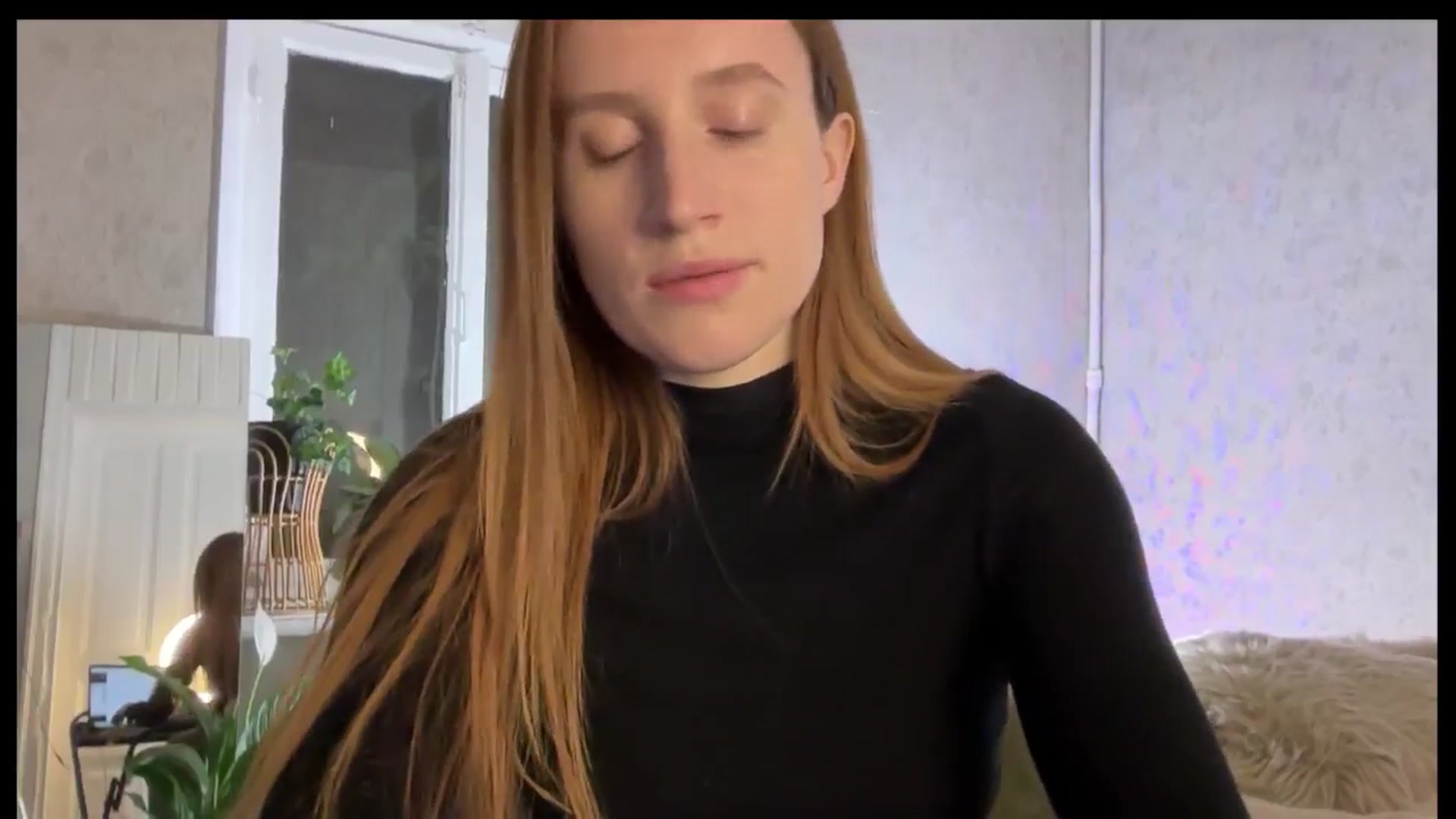 Gallery image thumbnail from LovelyBvnny's myfreecams stream on, 09/18/2025, 17:29 image 16 of 20