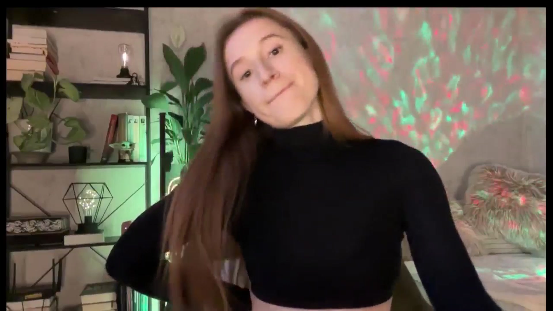 Gallery image thumbnail from LovelyBvnny's myfreecams stream on, 10/08/2025, 12:43 image 10 of 20
