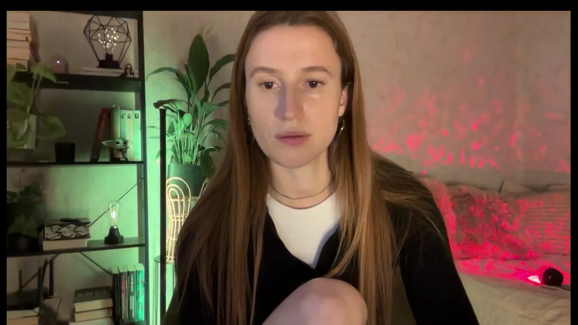 Gallery image thumbnail from LovelyBvnny's myfreecams stream on, 10/10/2025, 14:17 image 18 of 20