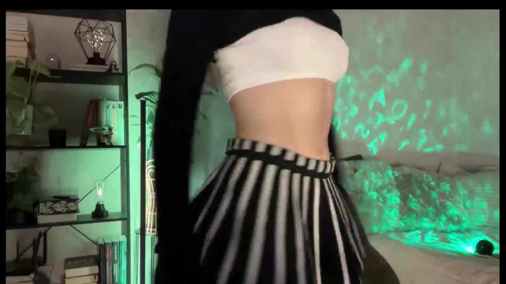 Gallery image thumbnail from LovelyBvnny's myfreecams stream on, 10/10/2025, 14:52 image 17 of 20