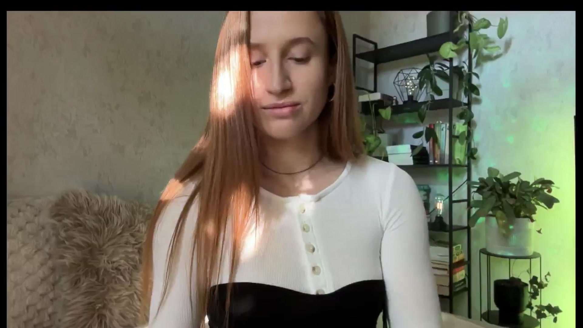 Gallery image thumbnail from LovelyBvnny's myfreecams stream on, 10/22/2025, 12:16 image 20 of 20