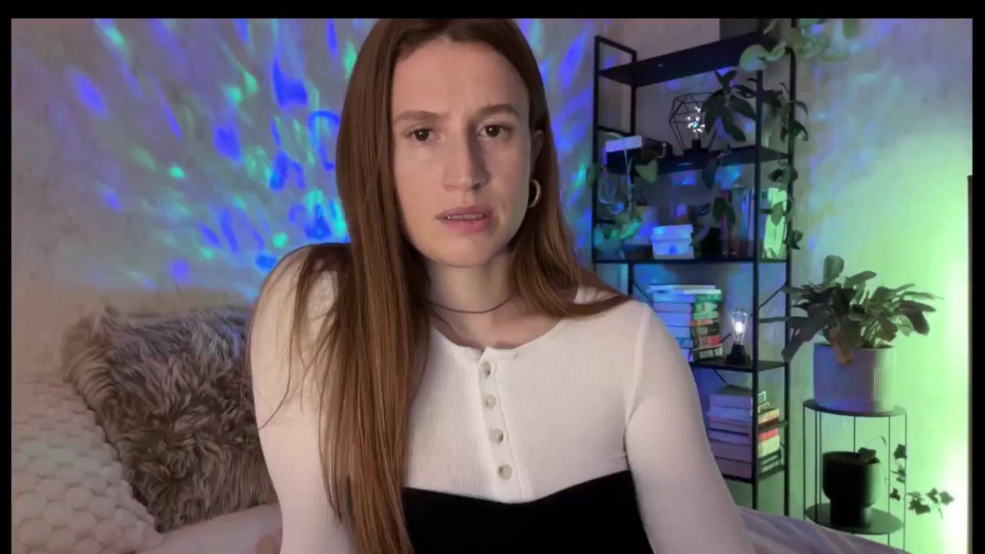 Gallery image thumbnail from LovelyBvnny's myfreecams stream on, 10/24/2025, 14:06 image 17 of 20