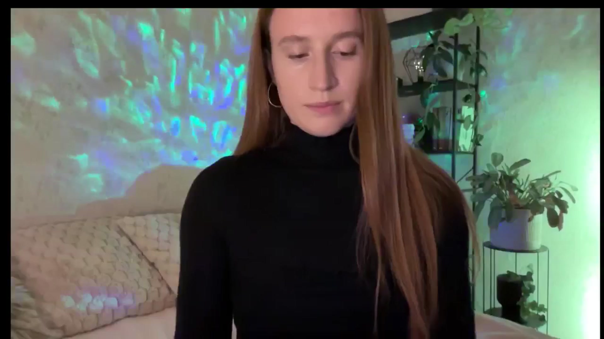 Gallery image thumbnail from LovelyBvnny's myfreecams stream on, 10/31/2025, 15:22 image 15 of 20