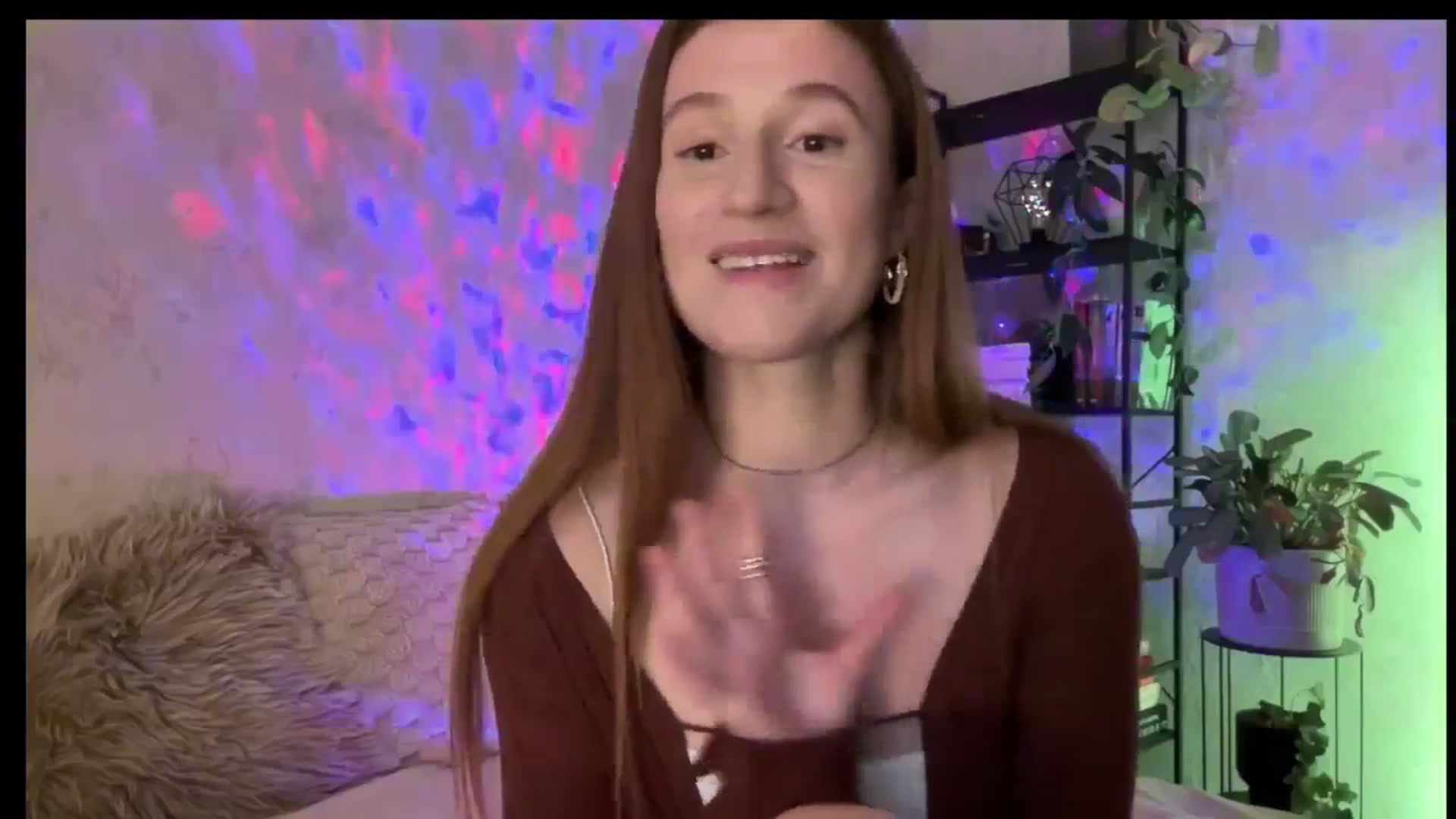 Gallery image thumbnail from LovelyBvnny's myfreecams stream on, 11/03/2025, 13:10 image 12 of 20