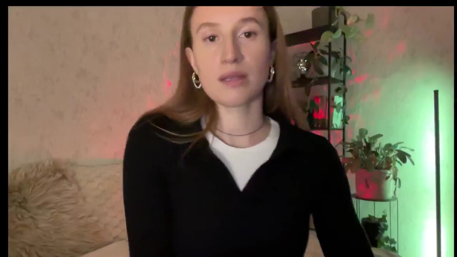 Gallery image thumbnail from LovelyBvnny's myfreecams stream on, 11/03/2025, 15:10 image 17 of 20