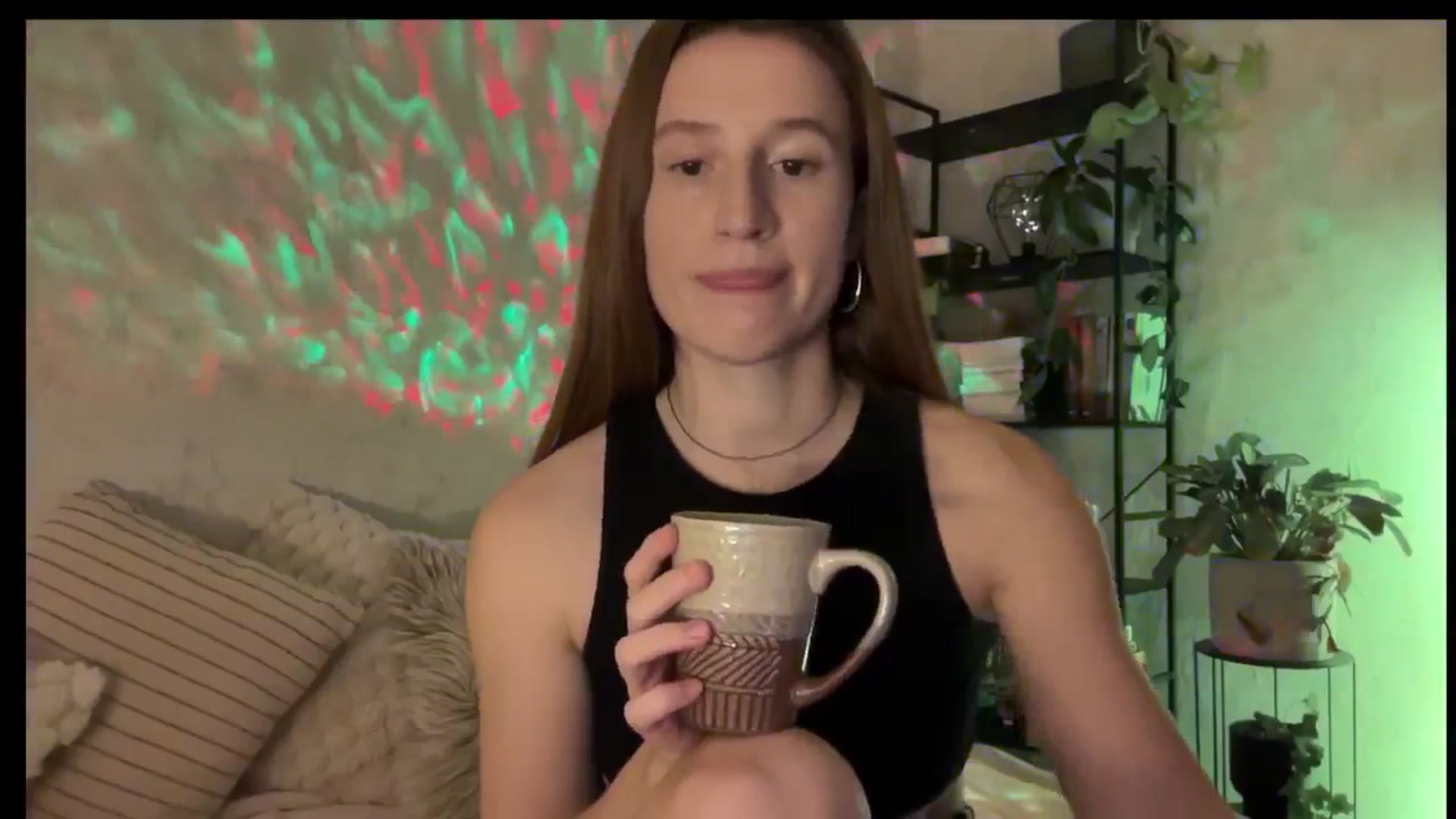 Gallery image thumbnail from LovelyBvnny's myfreecams stream on, 11/05/2025, 15:46 image 16 of 20