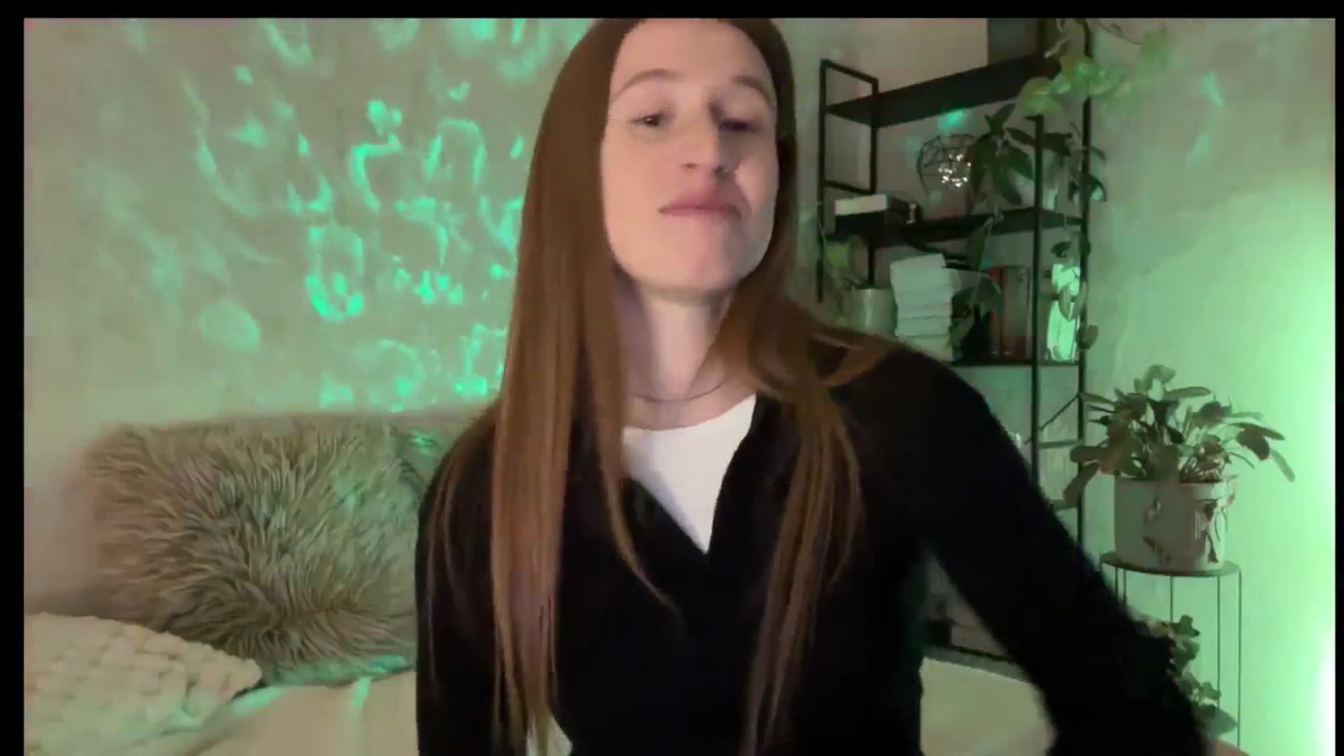 Gallery image thumbnail from LovelyBvnny's myfreecams stream on, 11/18/2025, 16:02 image 9 of 20