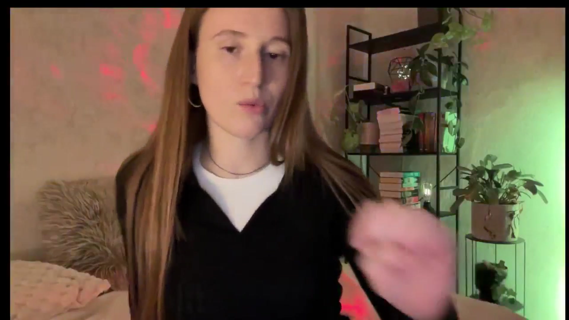 Gallery image thumbnail from LovelyBvnny's myfreecams stream on, 11/18/2025, 16:02 image 4 of 20
