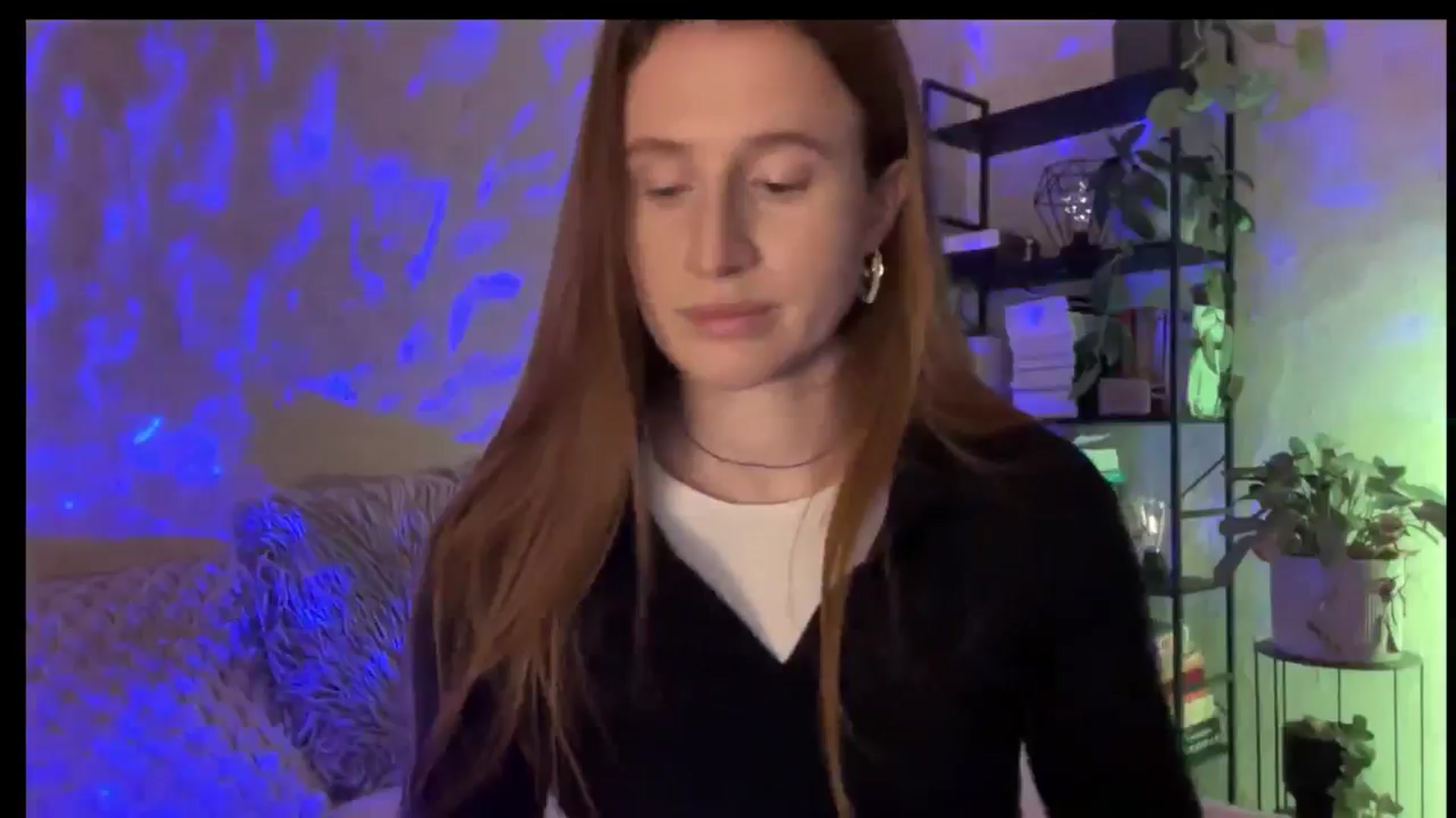 Gallery image thumbnail from LovelyBvnny's myfreecams stream on, 11/21/2025, 15:18 image 20 of 20