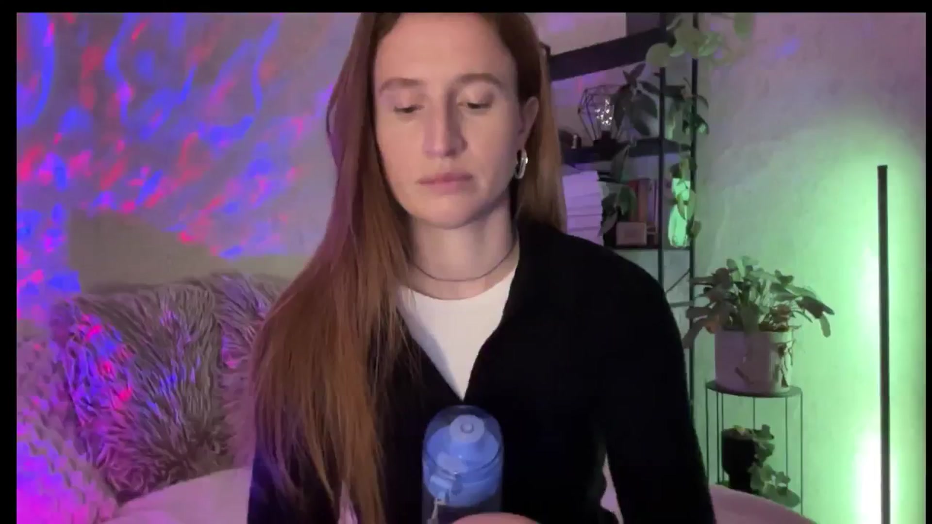 Gallery image thumbnail from LovelyBvnny's myfreecams stream on, 11/21/2025, 15:18 image 3 of 20
