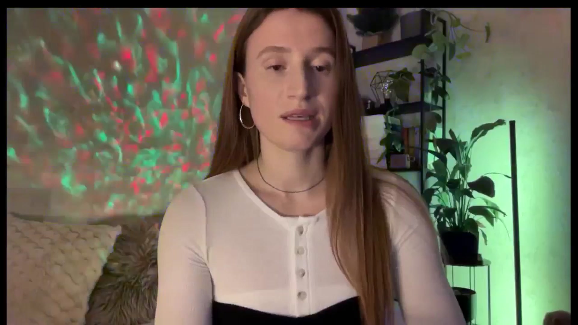 Gallery image thumbnail from LovelyBvnny's myfreecams stream on, 12/03/2025, 14:42 image 16 of 20
