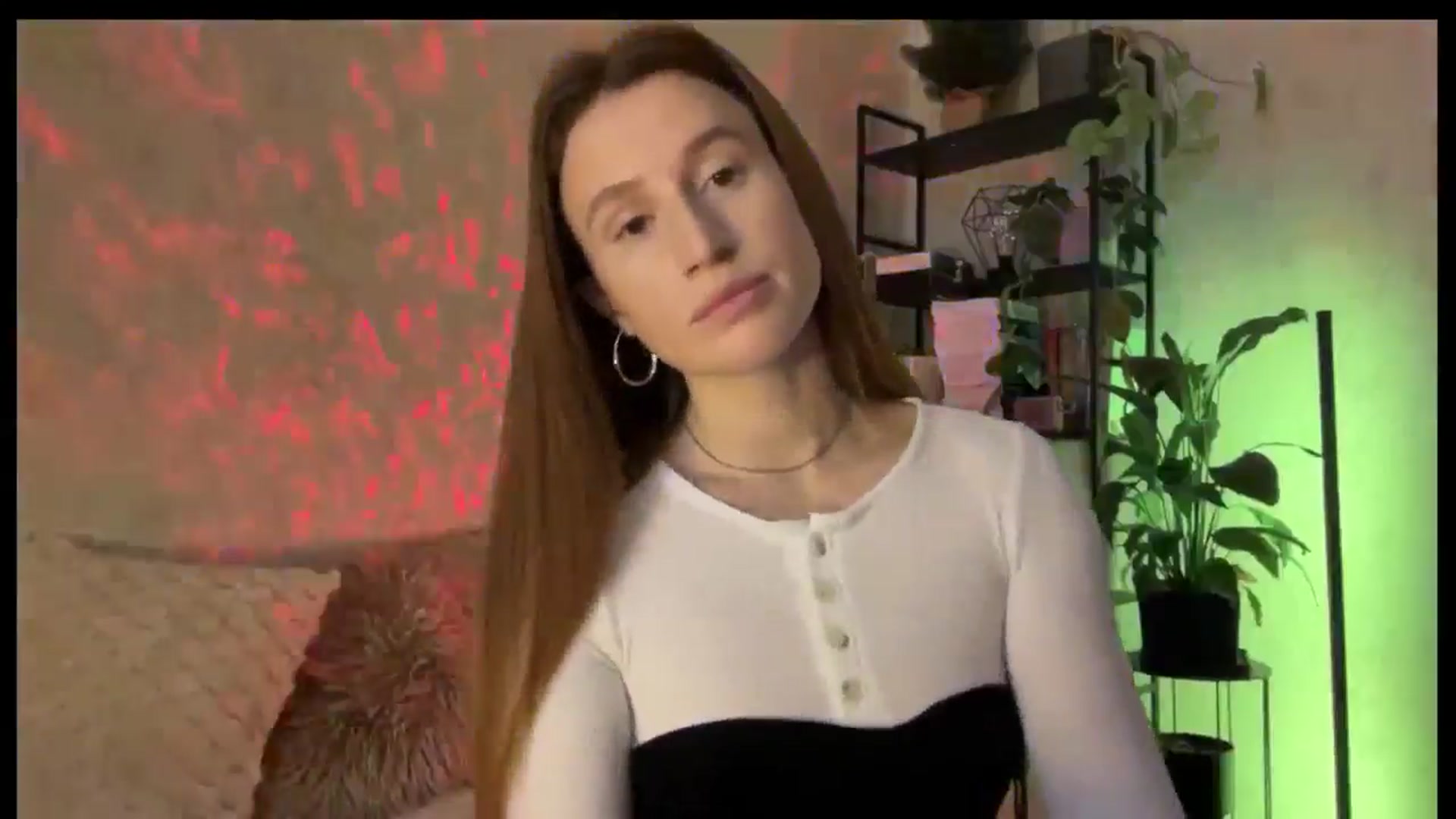 Gallery image thumbnail from LovelyBvnny's myfreecams stream on, 12/03/2025, 14:42 image 5 of 20