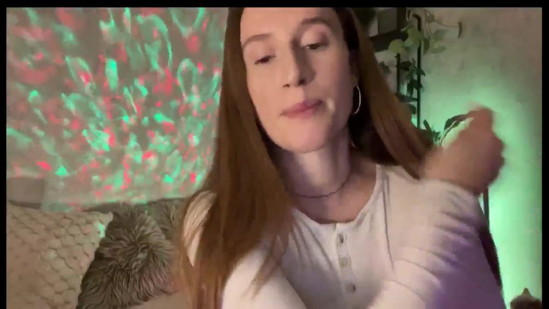 Gallery image thumbnail from LovelyBvnny's myfreecams stream on, 12/03/2025, 14:42 image 19 of 20