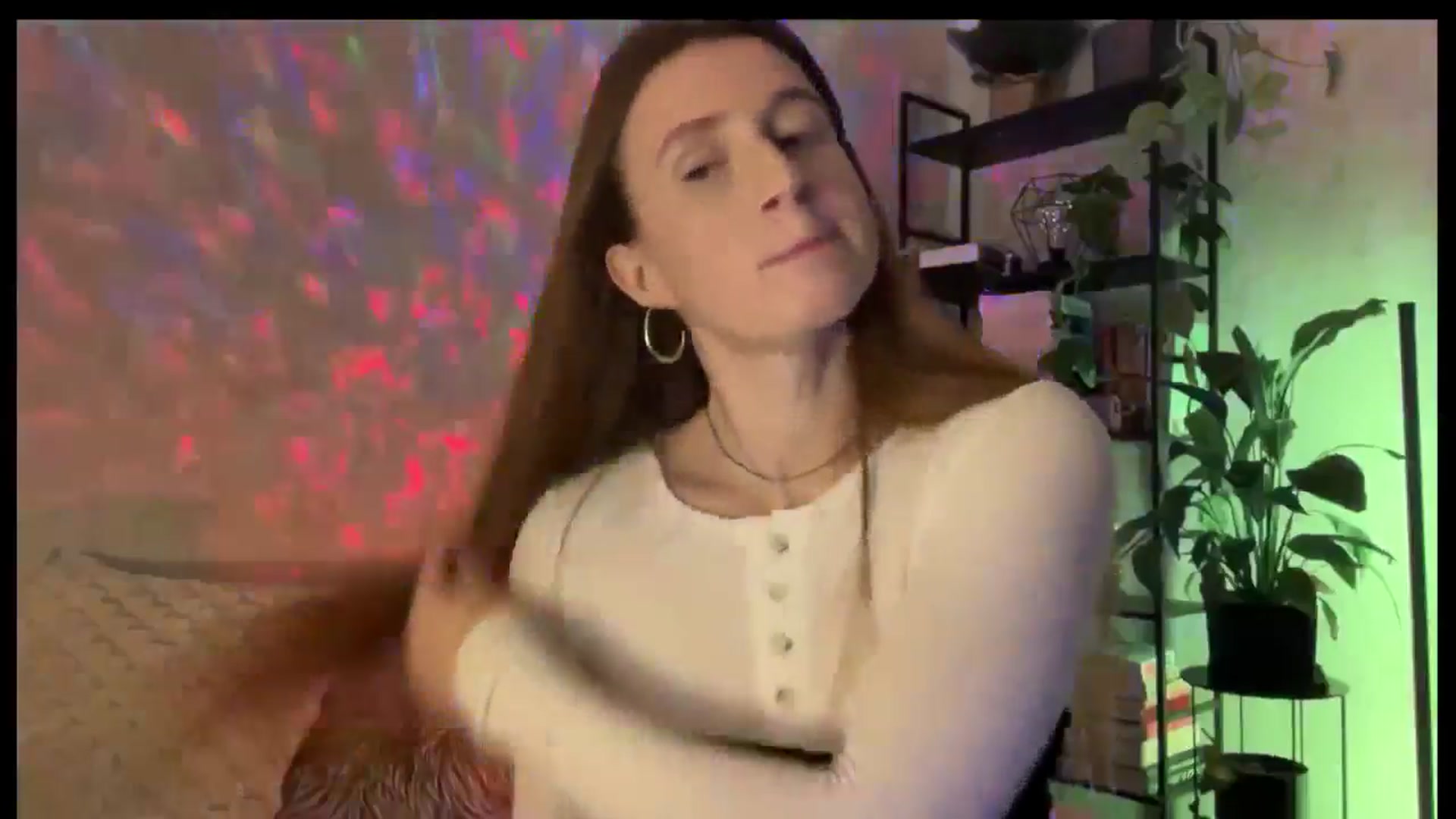 Gallery image thumbnail from LovelyBvnny's myfreecams stream on, 12/03/2025, 15:21 image 19 of 20