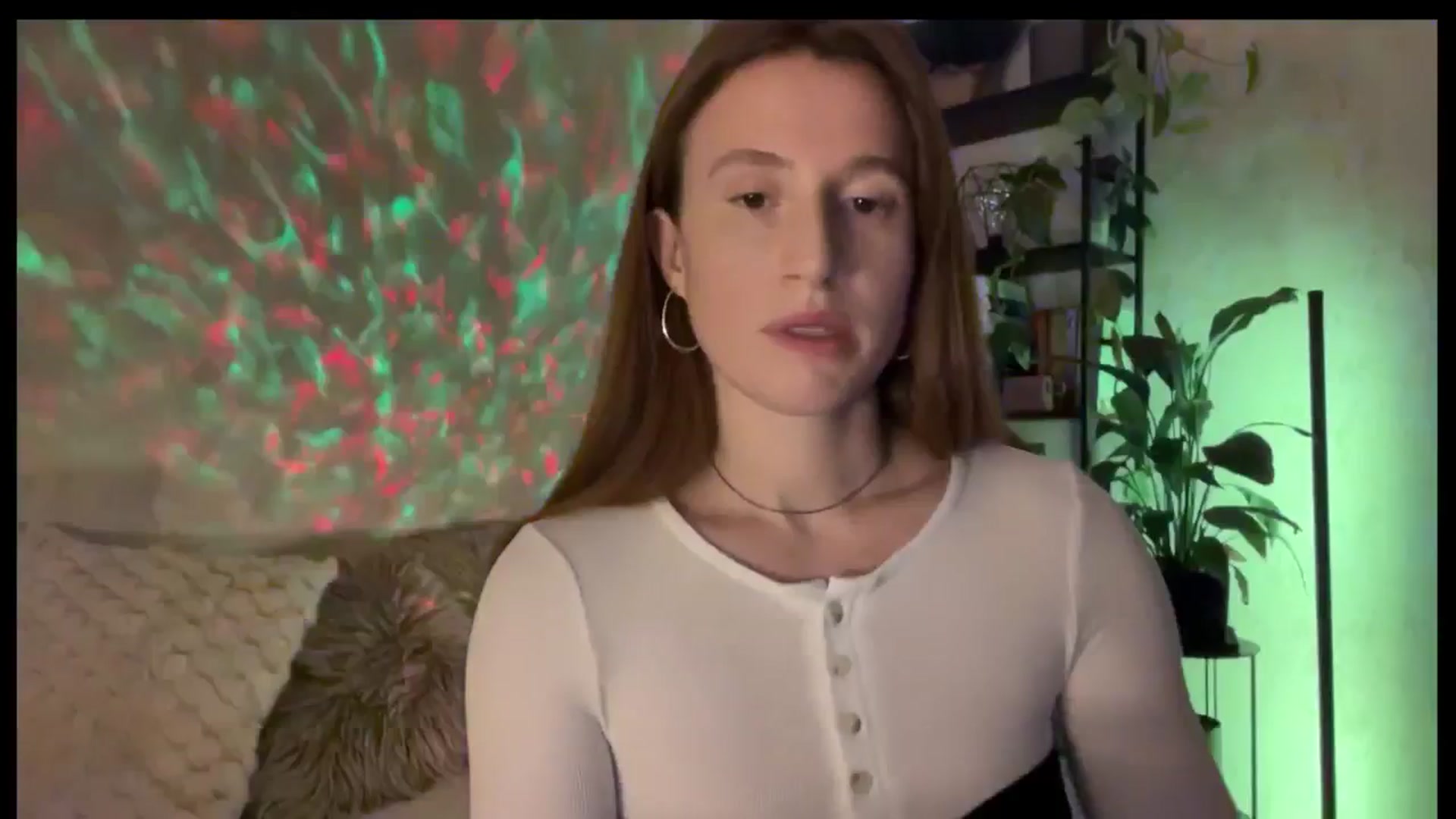 Gallery image thumbnail from LovelyBvnny's myfreecams stream on, 12/03/2025, 15:21 image 1 of 20