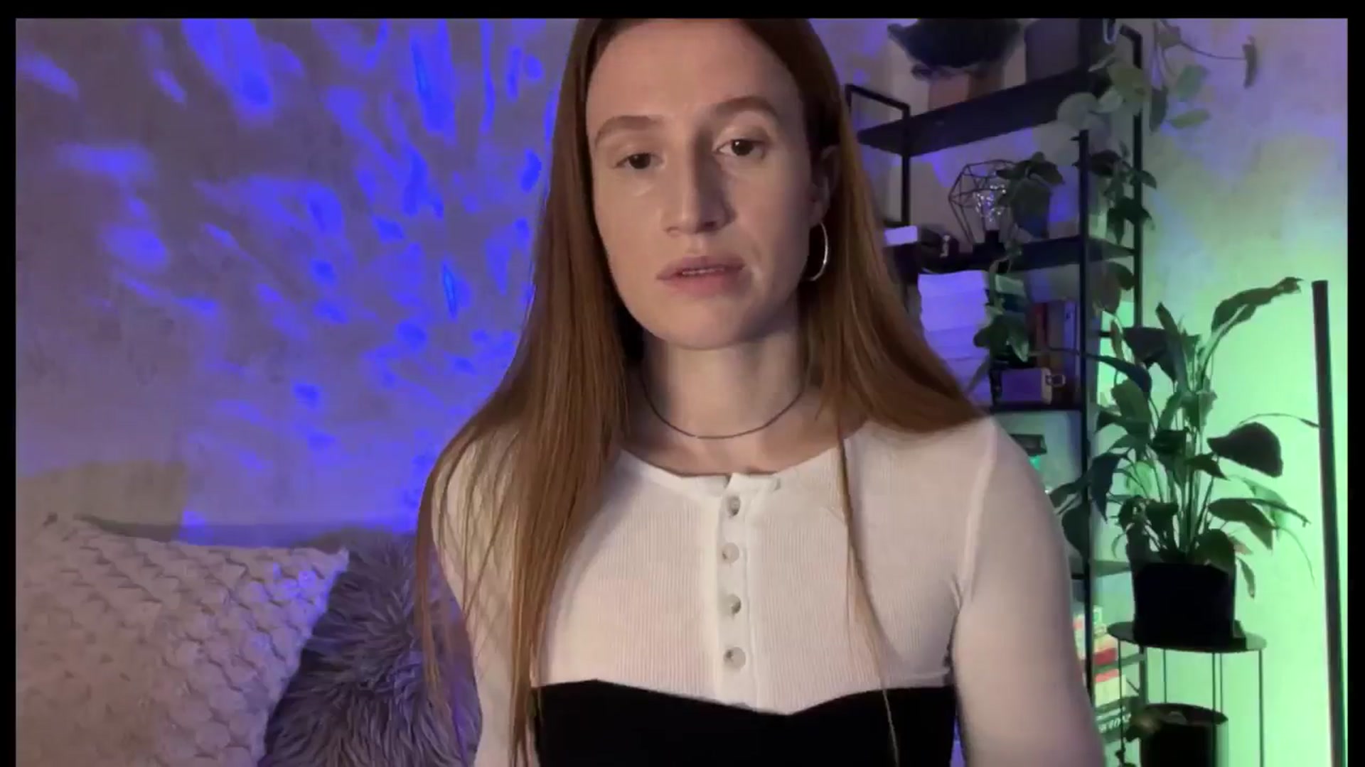 Gallery image thumbnail from LovelyBvnny's myfreecams stream on, 12/03/2025, 15:21 image 18 of 20