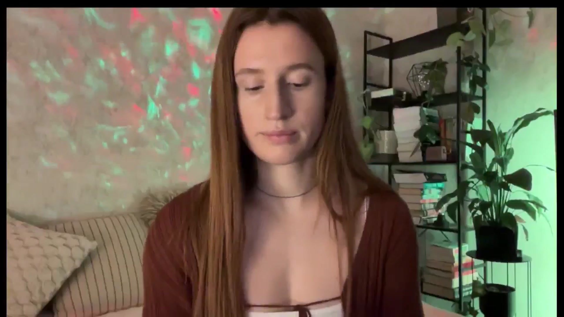 Gallery image thumbnail from LovelyBvnny's myfreecams stream on, 12/04/2025, 14:27 image 20 of 20