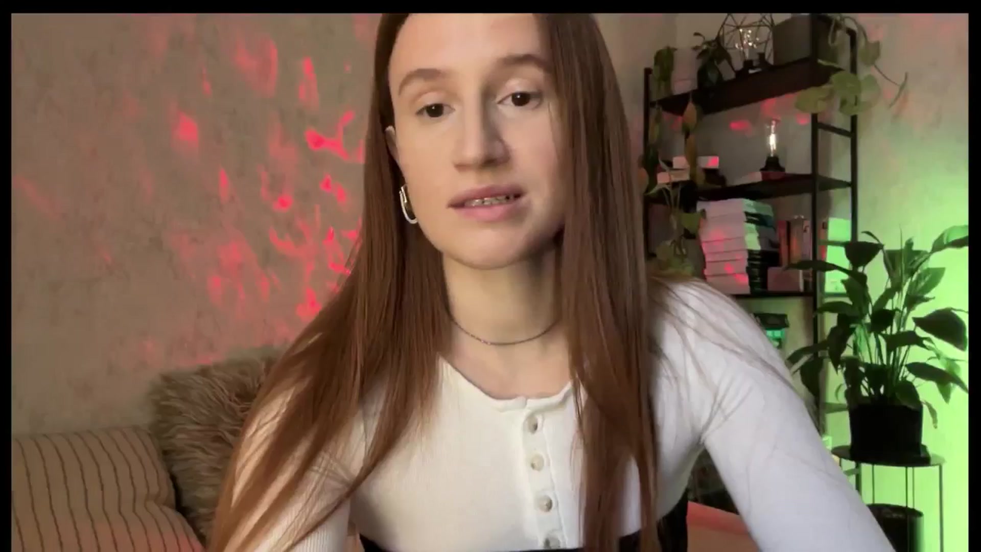 Gallery image thumbnail from LovelyBvnny's myfreecams stream on, 12/17/2025, 13:30 image 14 of 20