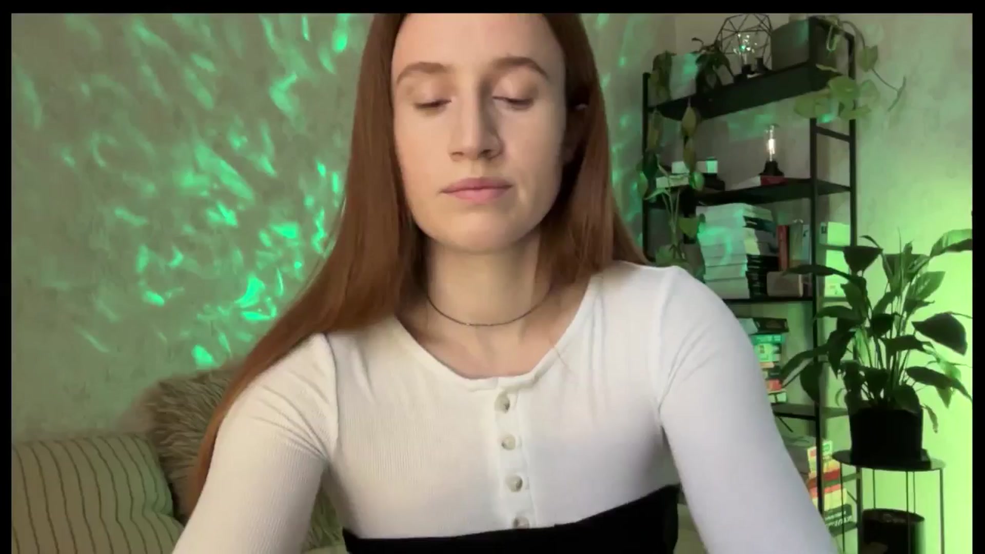 Gallery image thumbnail from LovelyBvnny's myfreecams stream on, 12/17/2025, 13:30 image 7 of 20