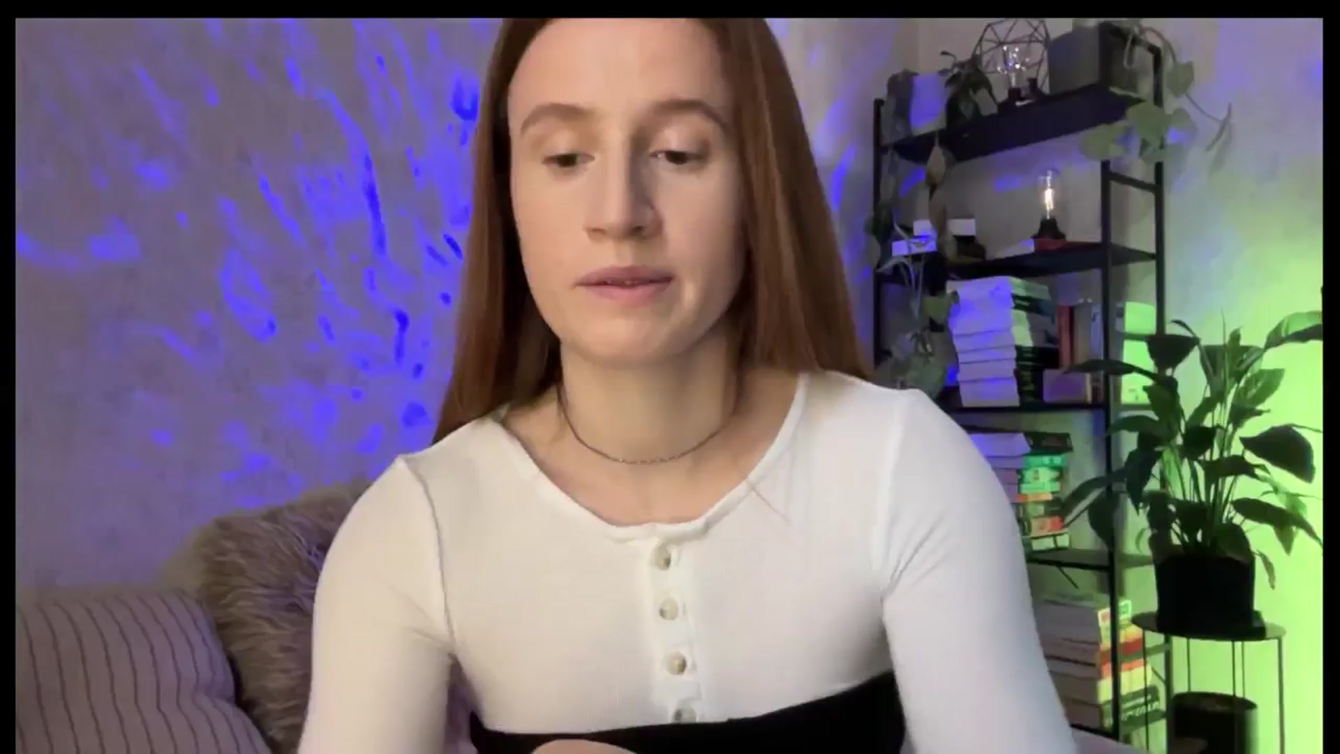 Gallery image thumbnail from LovelyBvnny's myfreecams stream on, 12/17/2025, 13:30 image 2 of 20